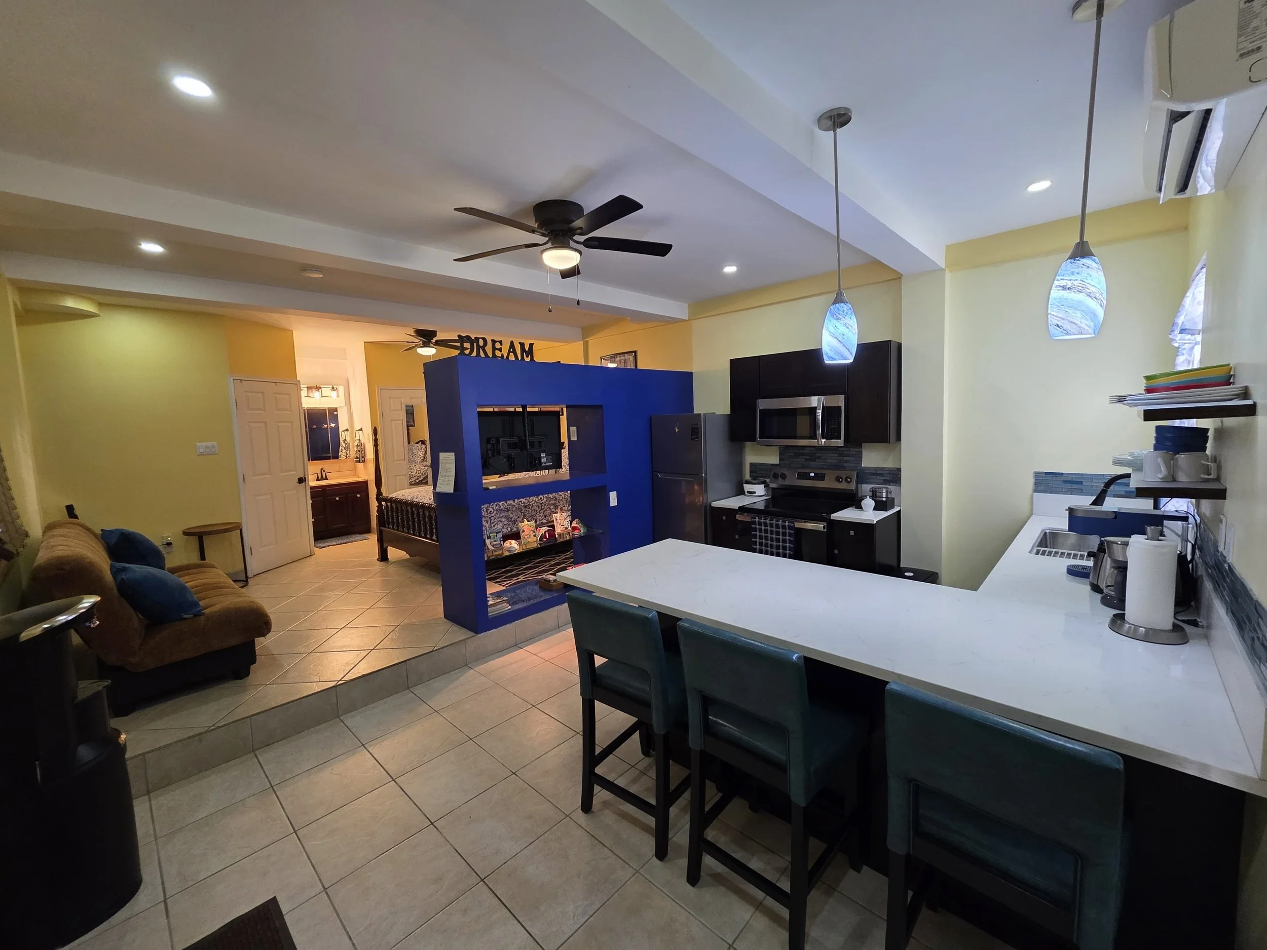 studio a casa belize airbnb overview.JPG