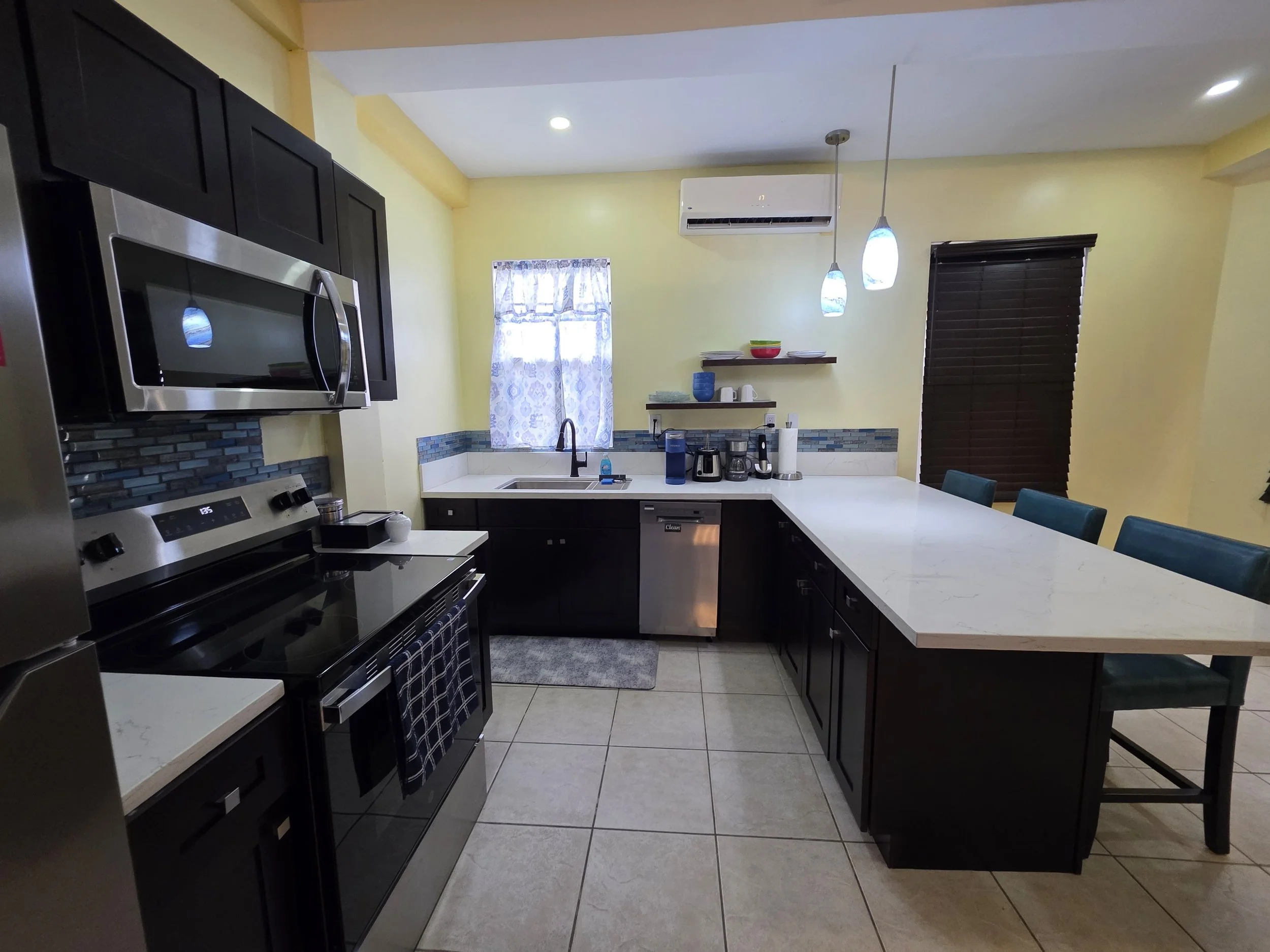 studio a casa belize airbnb kitchen 2.JPG
