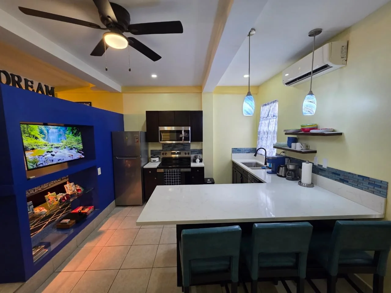 studio a casa belize airbnb kitchen.JPG