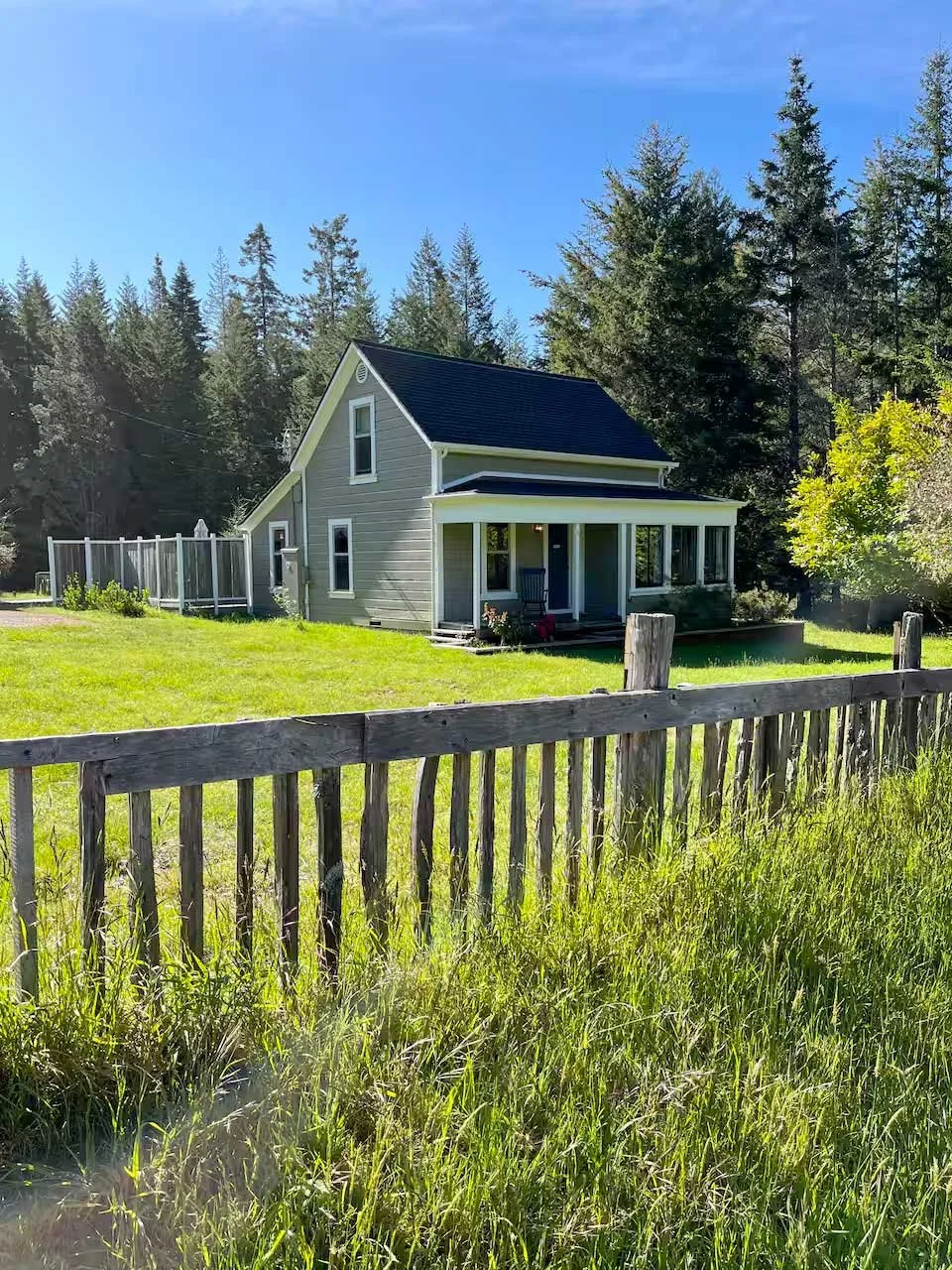 The Albion Little River Farmhouse