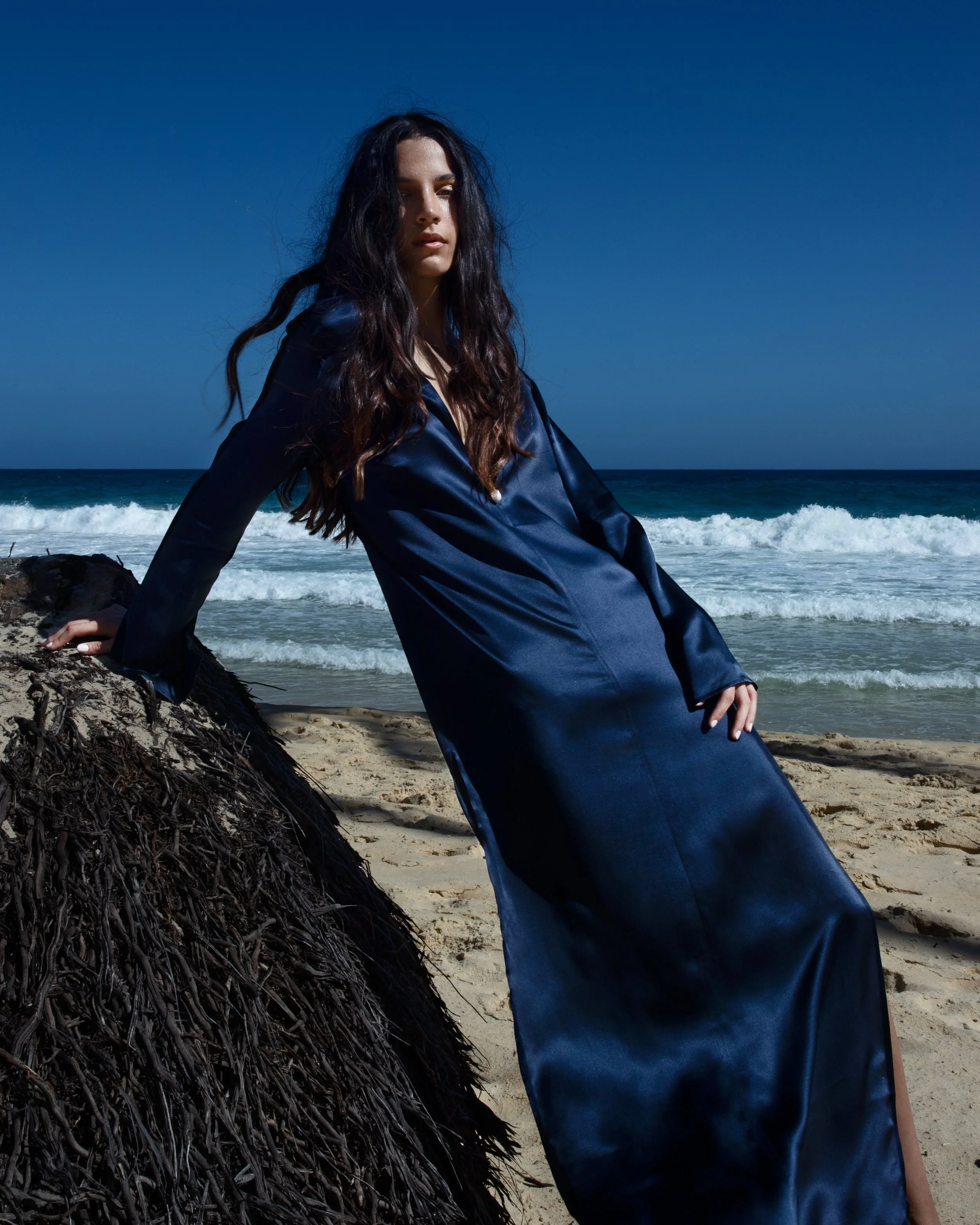 Sara Cristina: Detailed Craftsmanship and Refined Silhouettes