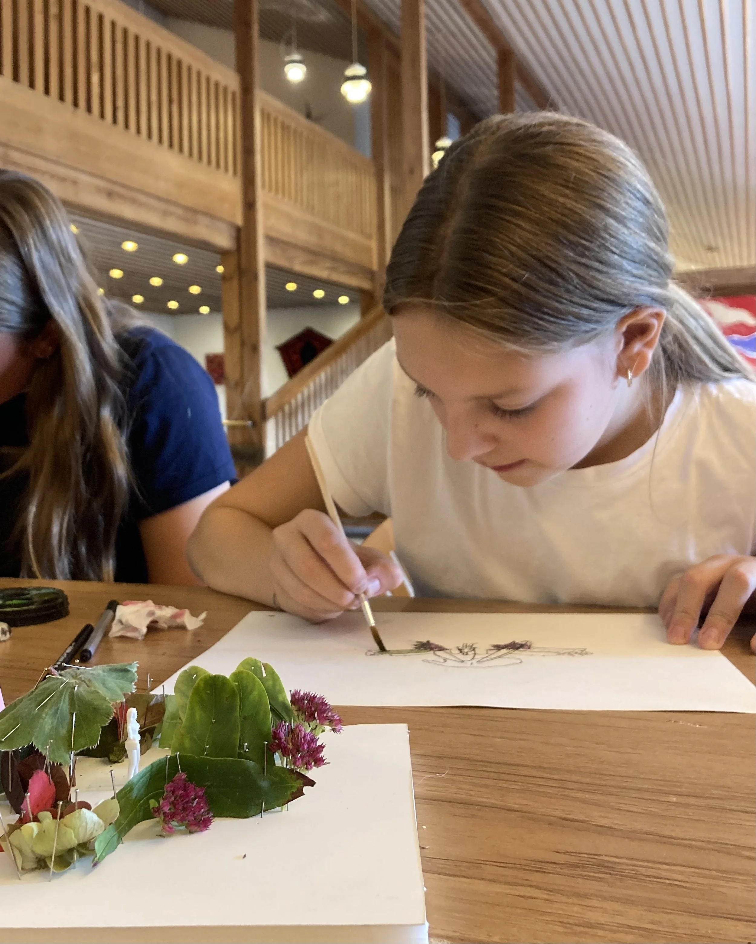       
  
     Arkitekturens dag    HVAD&nbsp; Arkitekturens Dag 2025  HVOR&nbsp; Fredensborghusene, Utzon Museum Fredensborg  HVORNÅR &nbsp;2025  Rundvisning i Fredensborghusene og hands-on arkitekturworkshop med temaet ”Naturen som inspiration” for