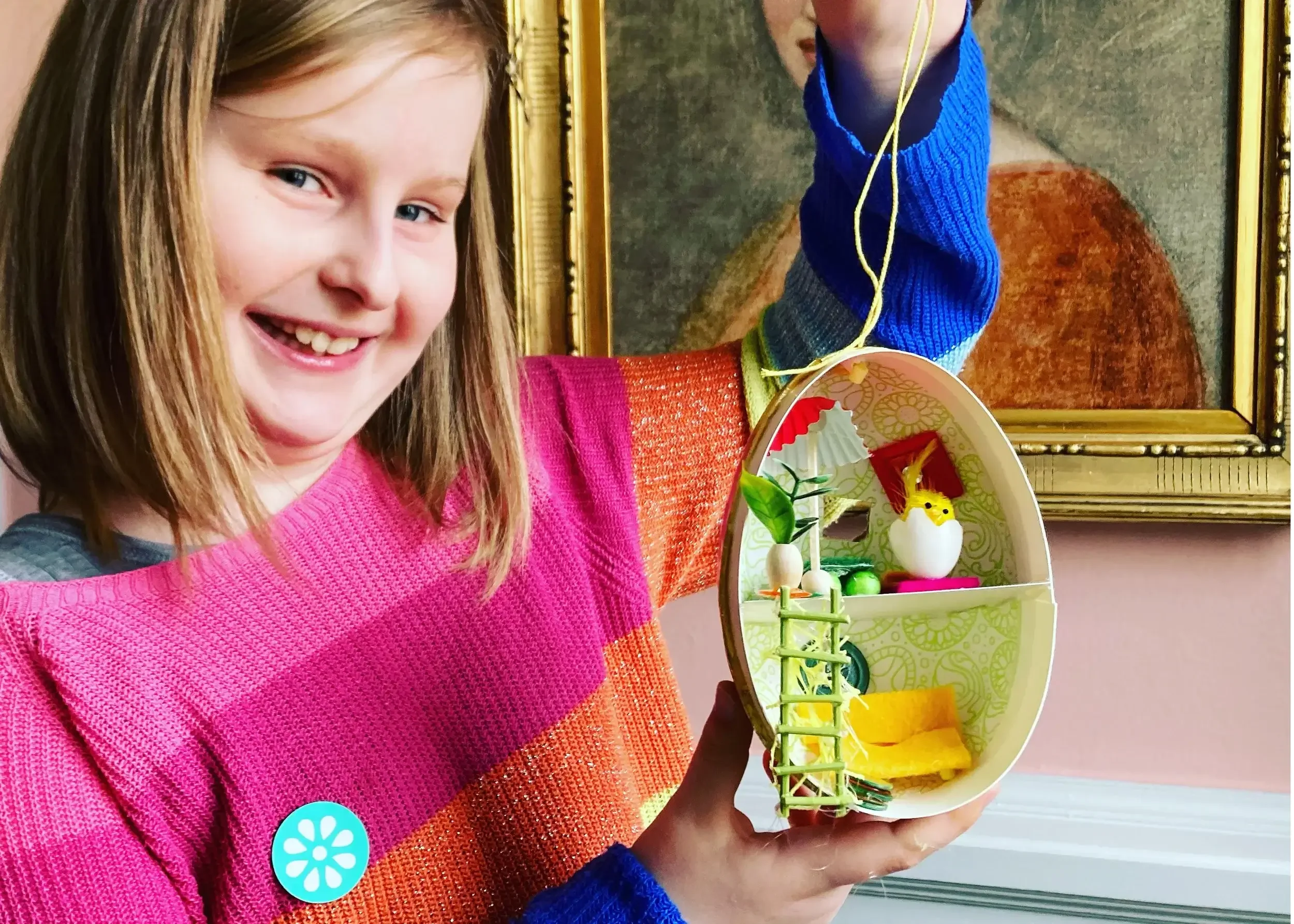       
  
     Museum Workshop    HVAD&nbsp; BYG OG BO i et æg  HVOR&nbsp; Bakkehuset, Frederiksberg  HVORNÅR &nbsp;2022, 2023, 2024  I Rahbeks historiske stuer transformerede børn og deres familier påskeæg om til Tiny Houses med nøje udvalgte materi