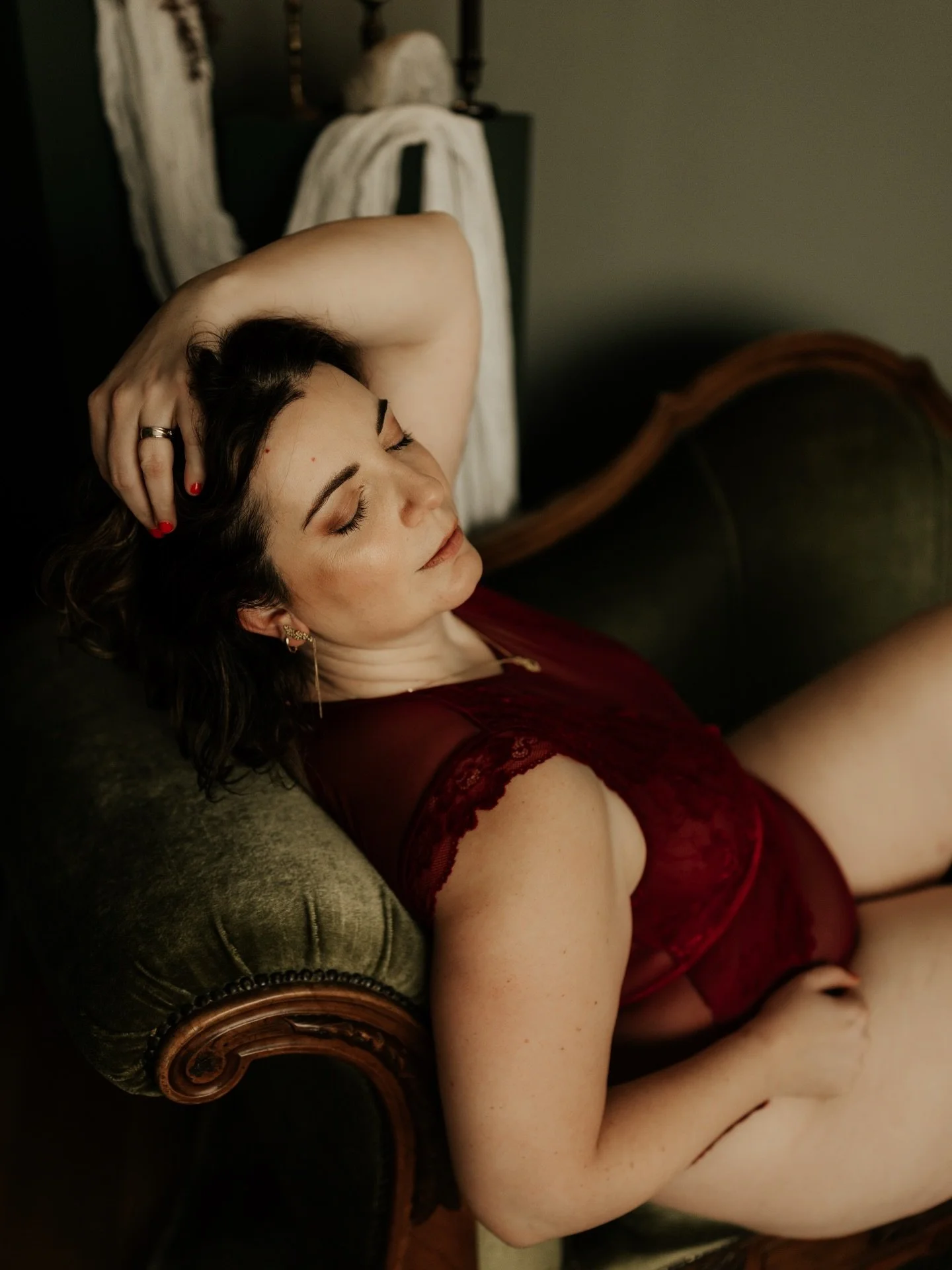 ik kan het je zo vaak als ik wil zeggen, maar er is niks dat het duidelijker maakt dan dit.

haar woorden.
haar ervaring.
haar gevoel.

dus voila &mdash; swipe om te lezen wat ze me stuurde na haar revealsessie. 💚

MUA: @superbia.makeupandmore
#boud