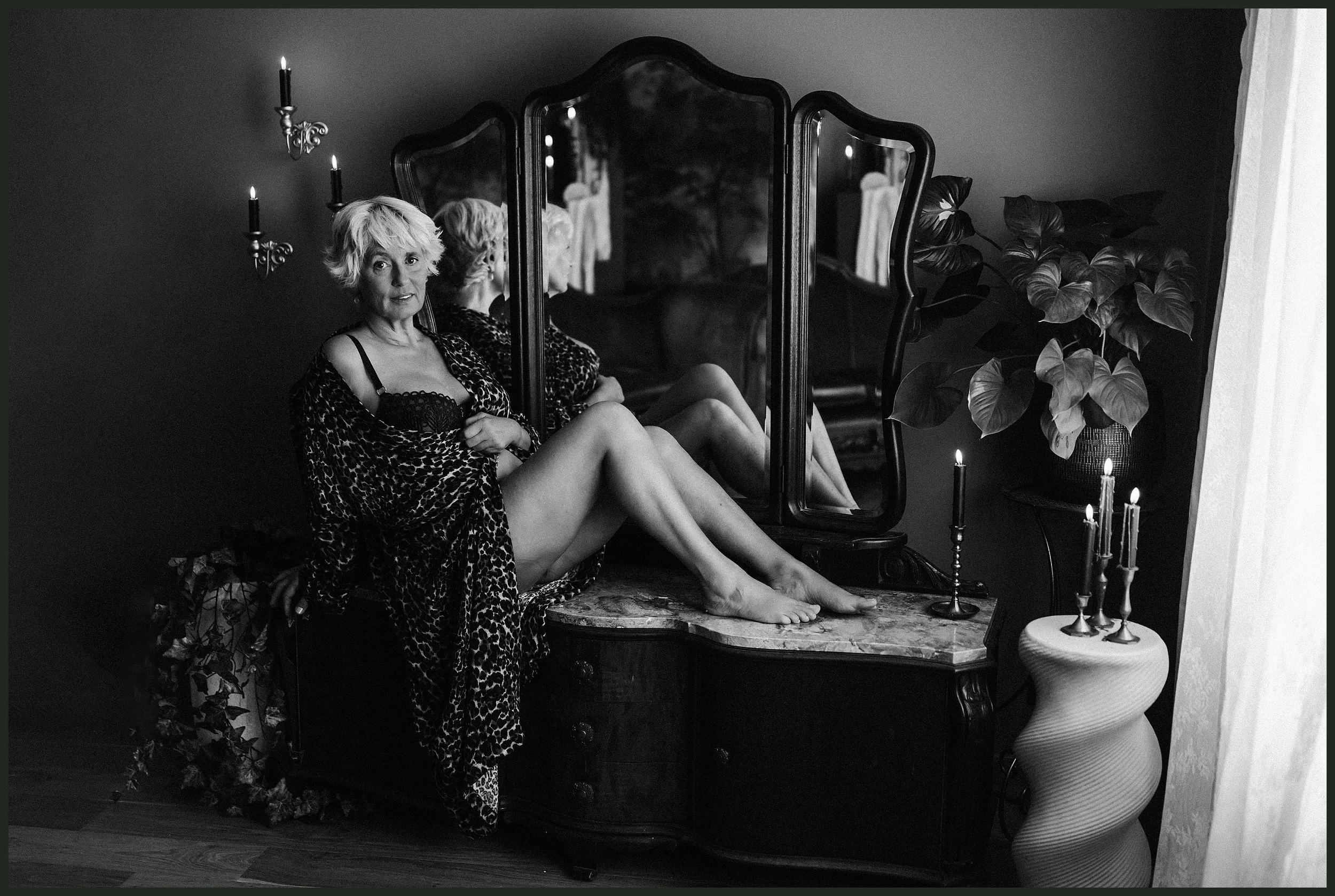 boudoirfotograaf-lisahelsenphotography-antwerpen-België-Kempen-boudoirbylisa-selflove_0010.jpg