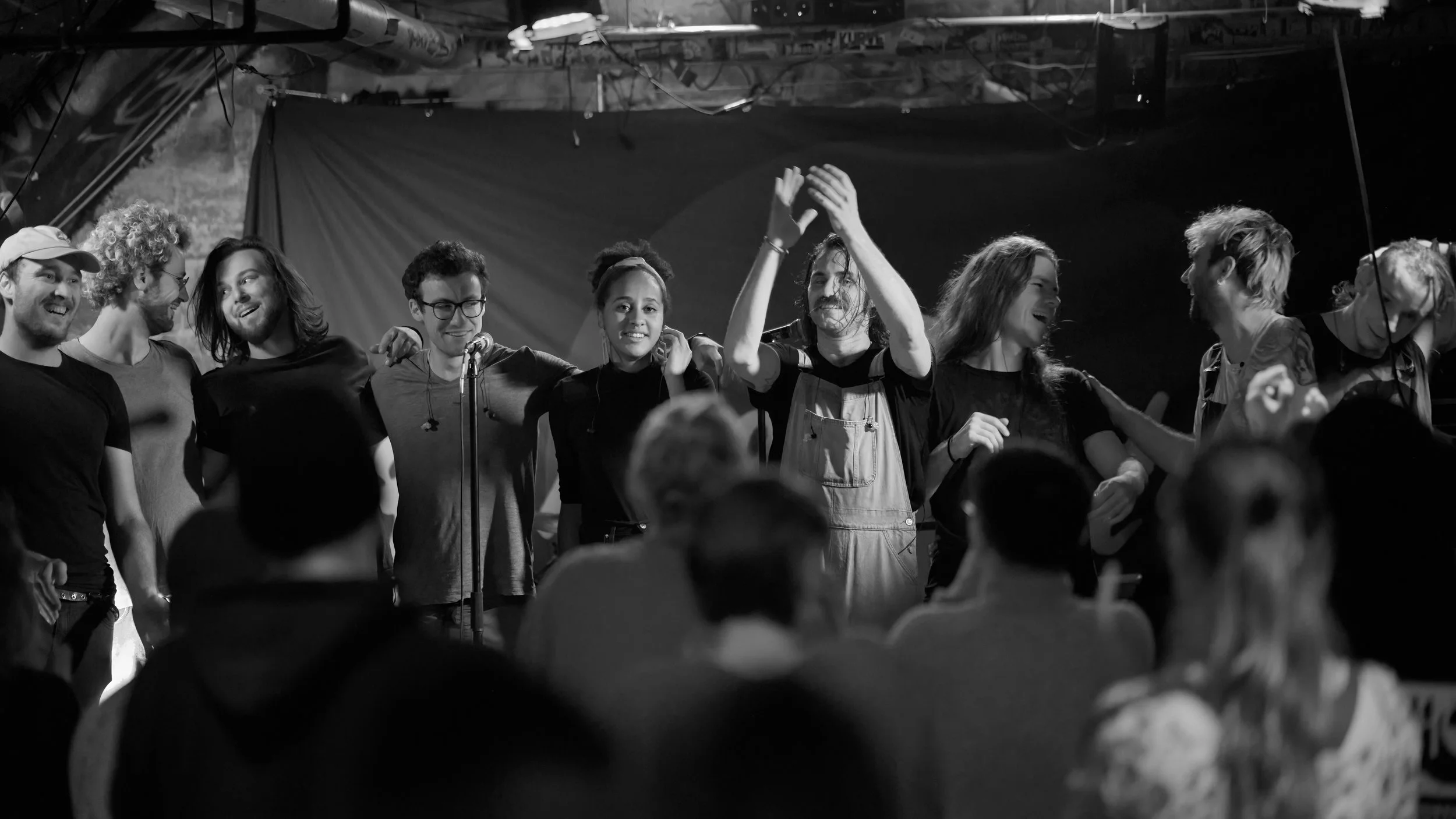 7573 -groß- Nov. 20 2022 b&w.jpg