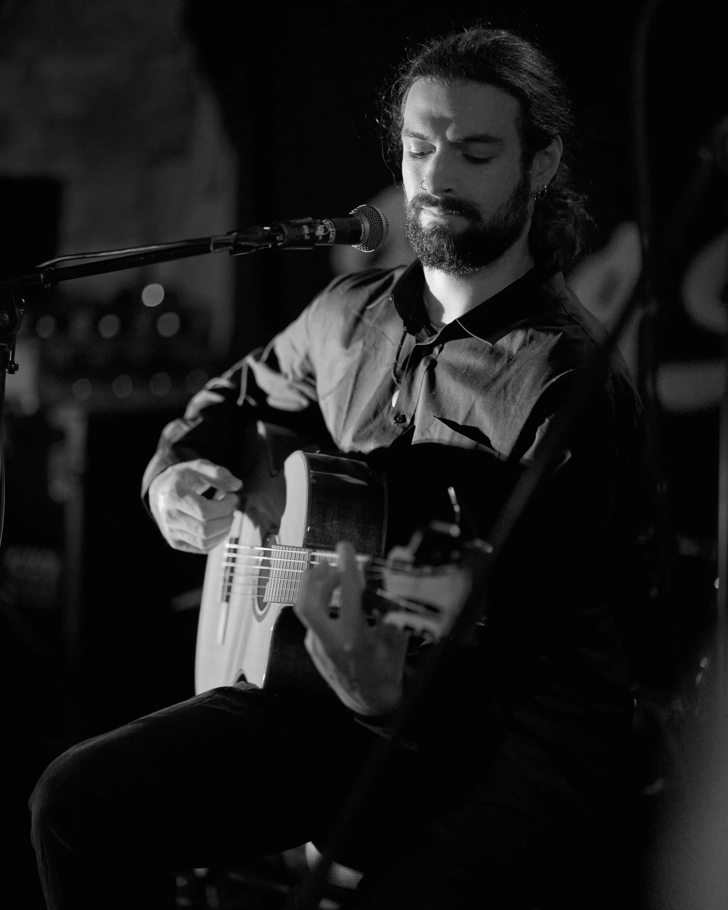 7566 -groß- Nov. 20 2022 b&w.jpg