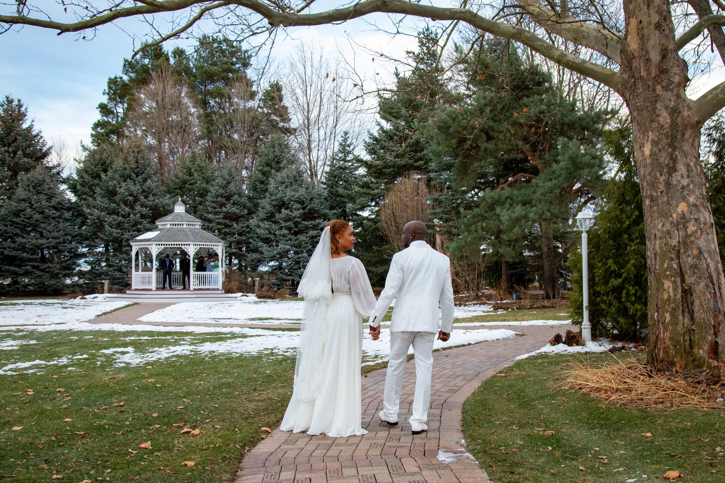 Shae and Ricky 12-20-25-69.jpg