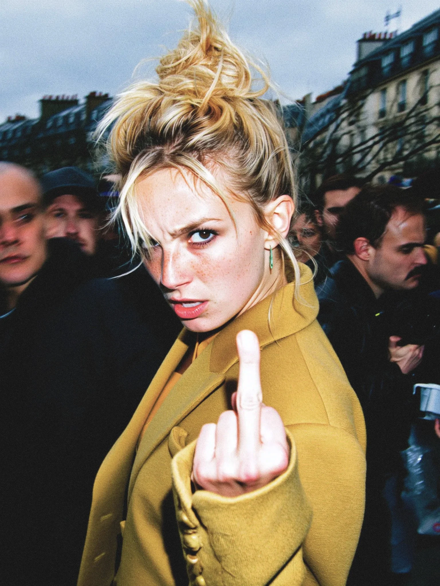 Paparazzi-07.jpg