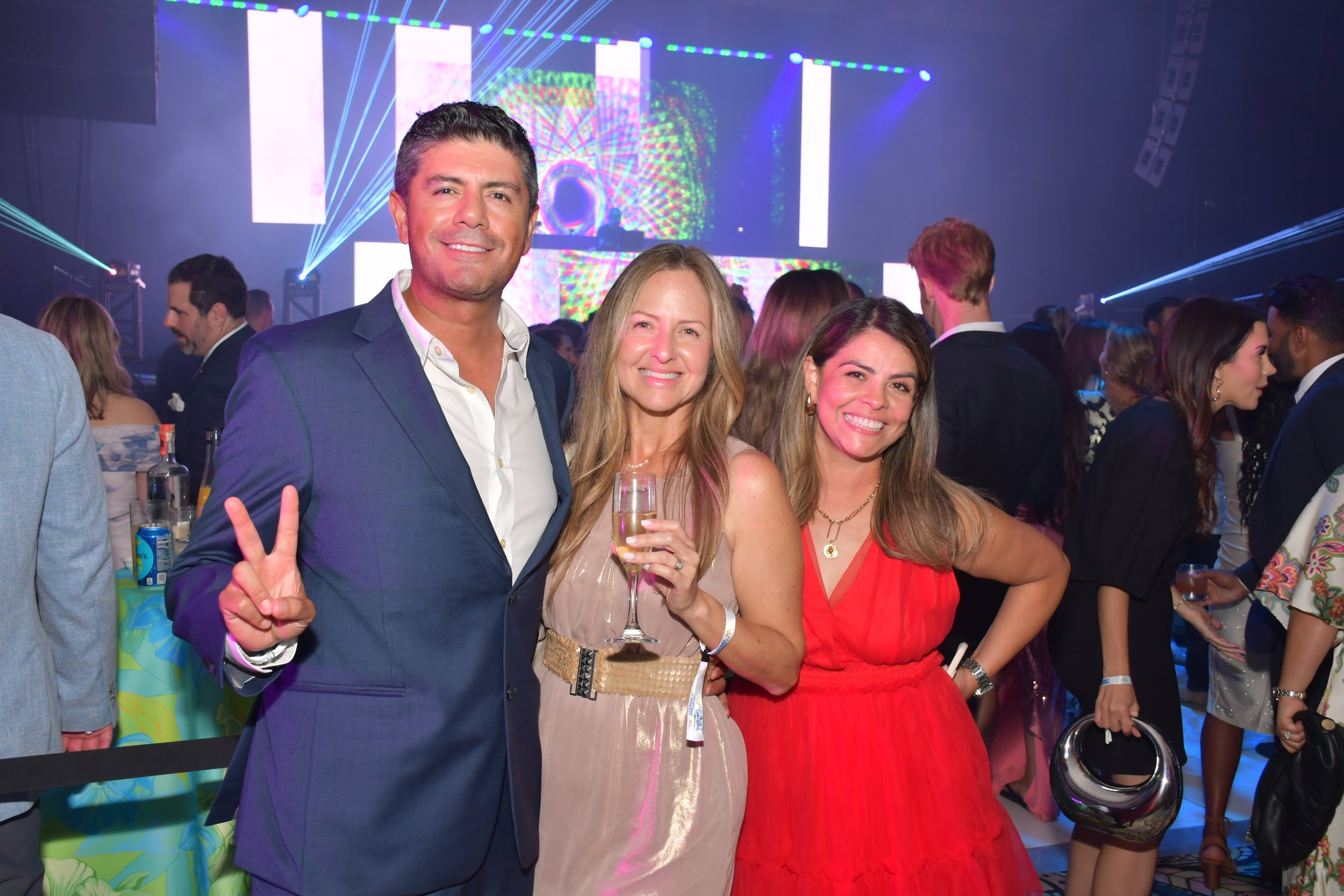 ClickANDShare2 (110).jpg