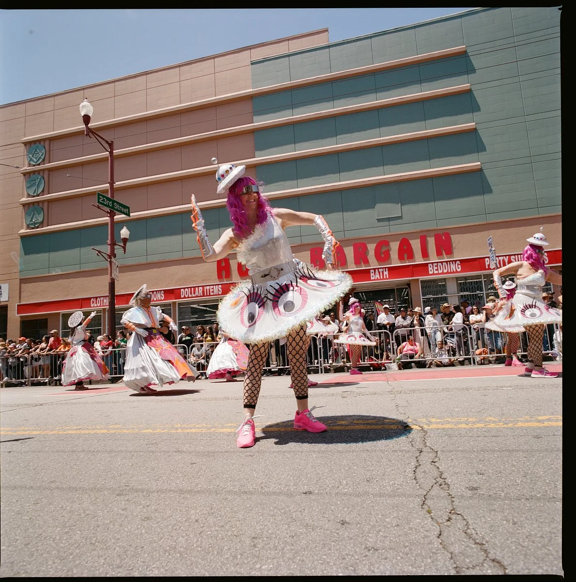 kodak_800_c_41_20556_135222_301275_003005790008.jpg