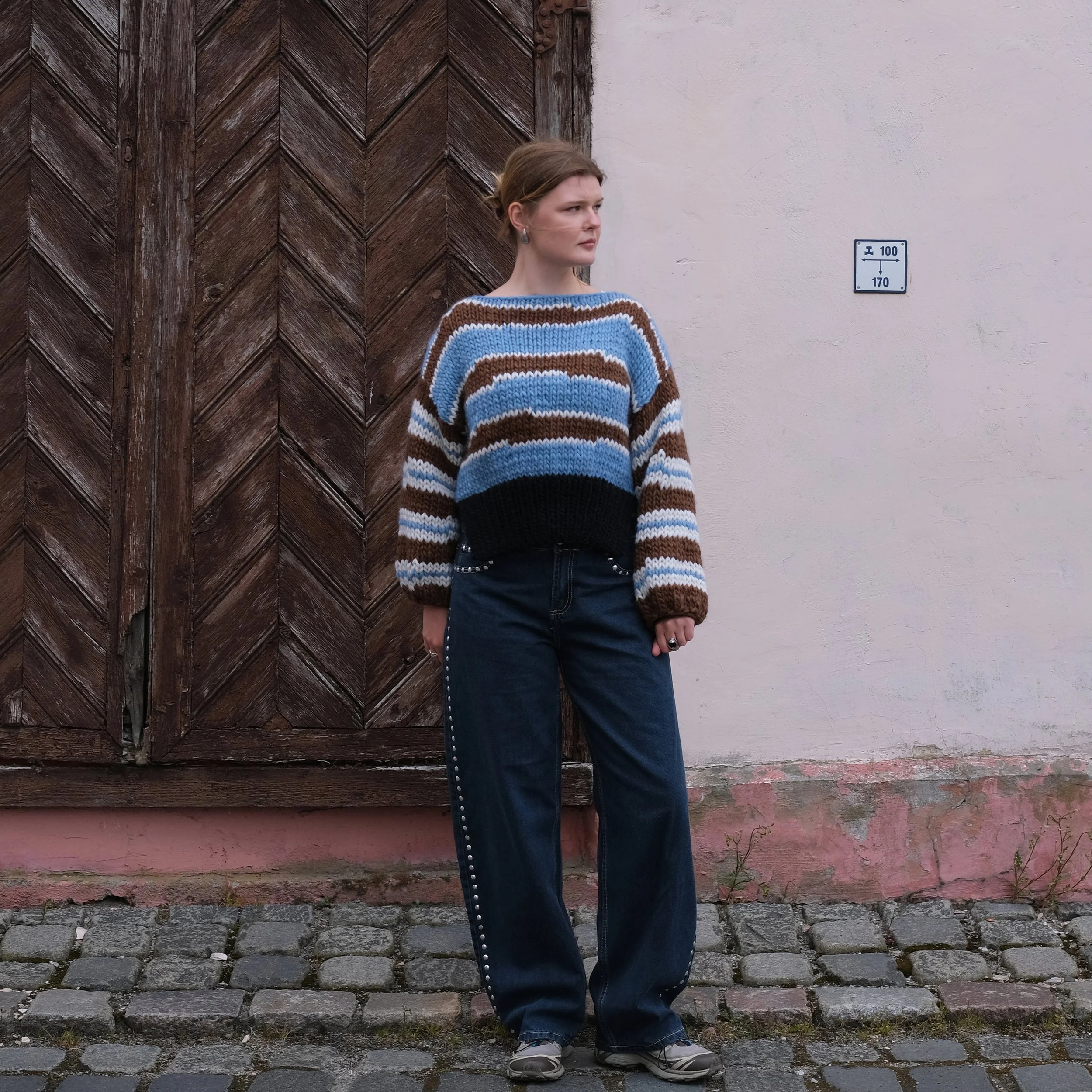 linhsweater2_1x1.jpg