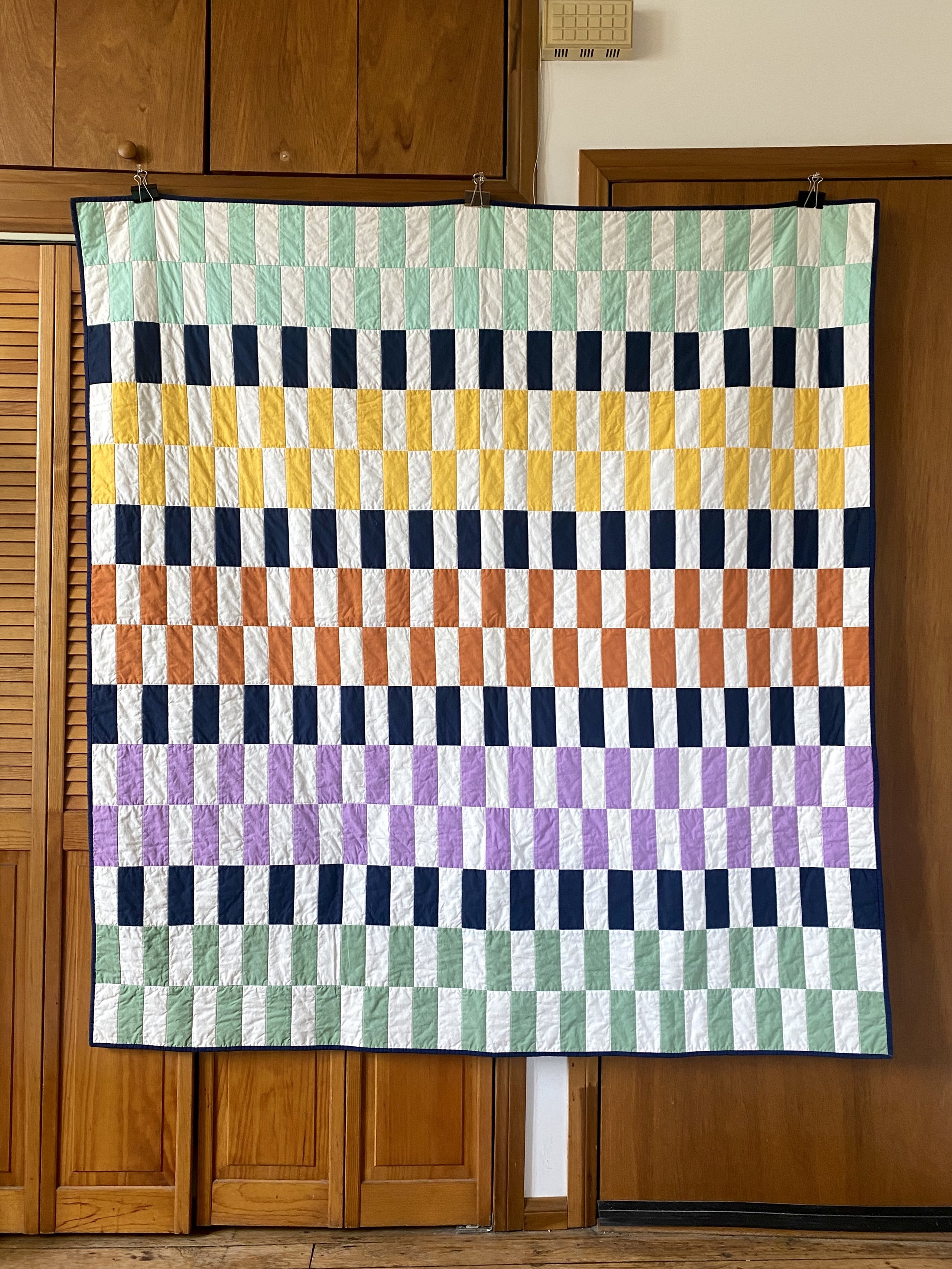 Alternating Stripes