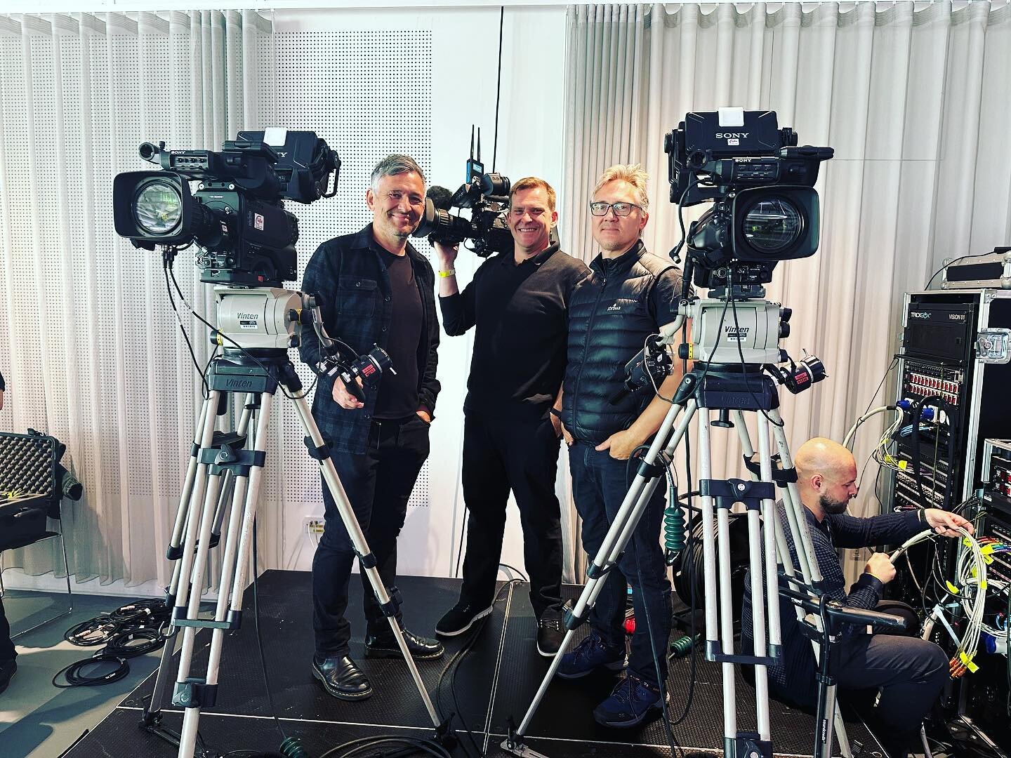 The Renegade Live / Little Ginger gang are out in force conducting a high end live stream for an event at The Science Museum today.  Utilising 4x Sony HDC-3500 4K broadcast cameras,  SMPTE Fiber and Wireless connectivity, a kitted out Portable Produc