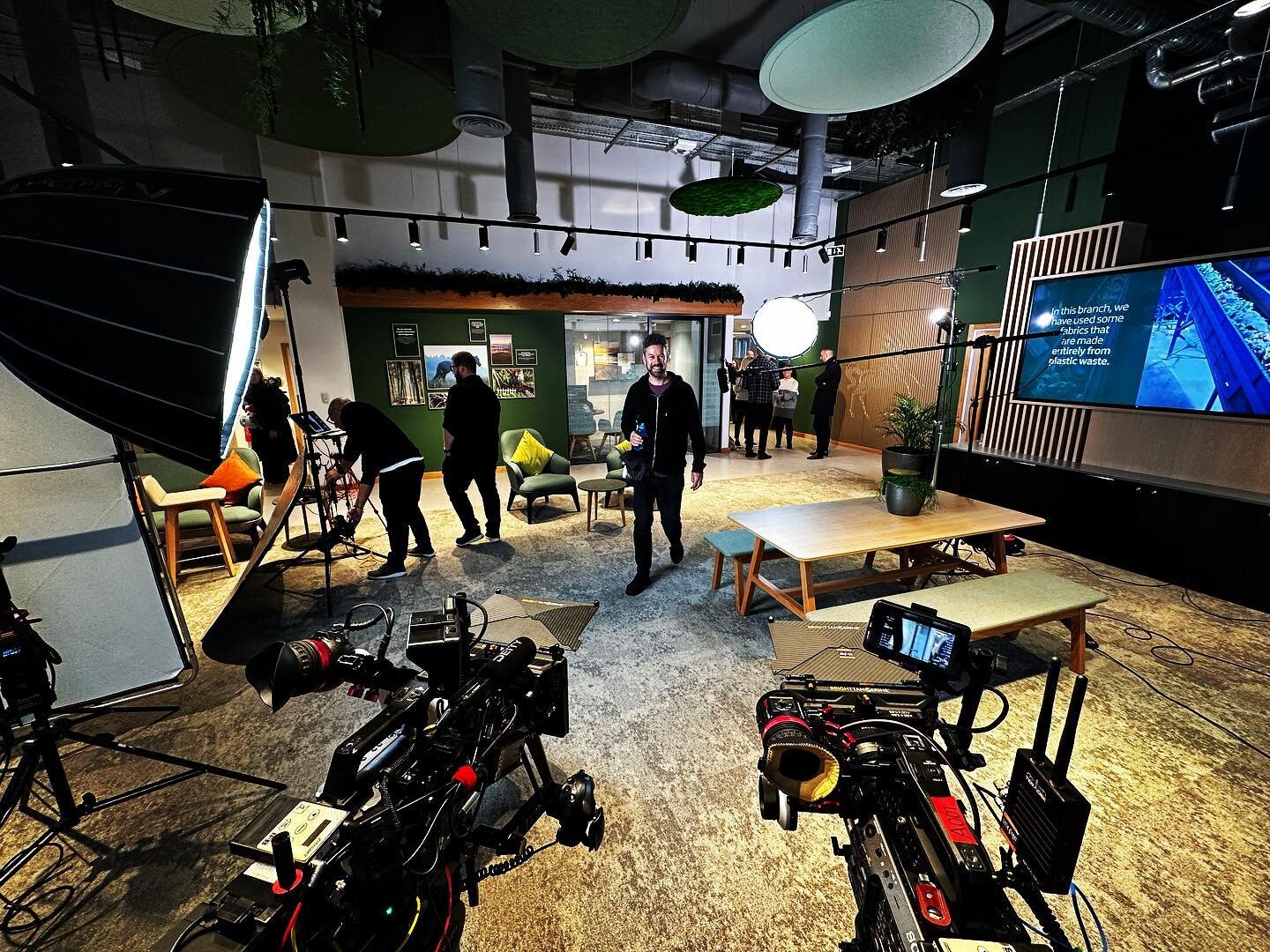 Little shoot for Lloyds Bank.  @graemestrong_cameraman randomly turning up with another crew and walking through our set there 🙄 #awks.  #dop #filmproduction #sonyfx9 #aputure600d #amaran60d #locationlighting
