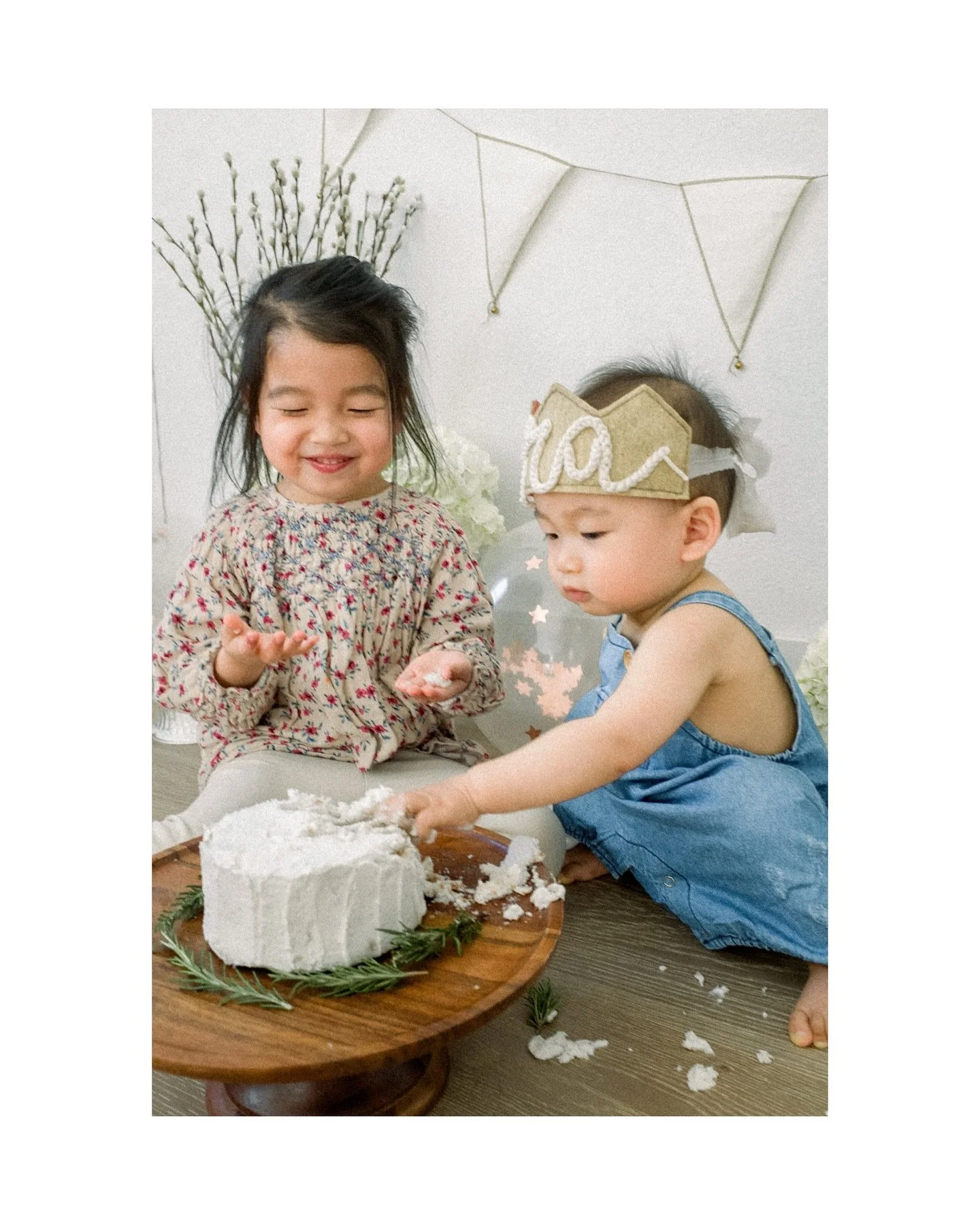 A first birthday to remember- and a big sister who made it even sweeter 🎂 

I always love when siblings join in, it brings a touch of real, unposed magic to every frame.

Bespoke, honest, and full if personality - just the way I love capturing famil
