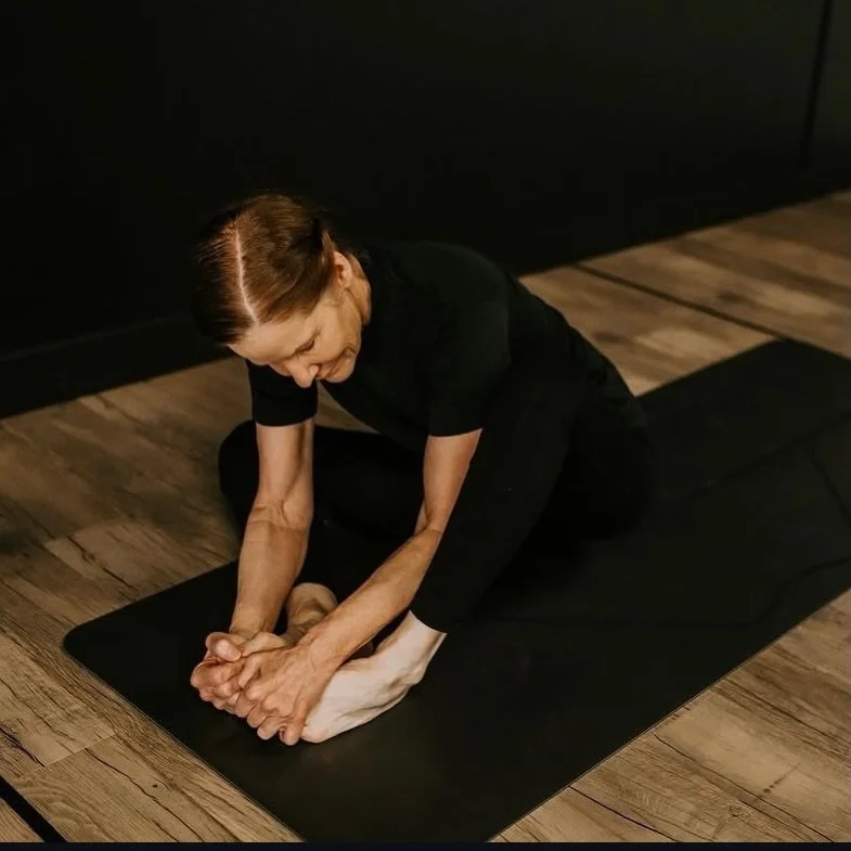 Please welcome our newest teacher Barbara to GSC 🤍

We are beyond excited to officially have her as part of our teaching team here! Barbara has been teaching incredible classes over at @theyogaroots for the last few years while also being in mentors