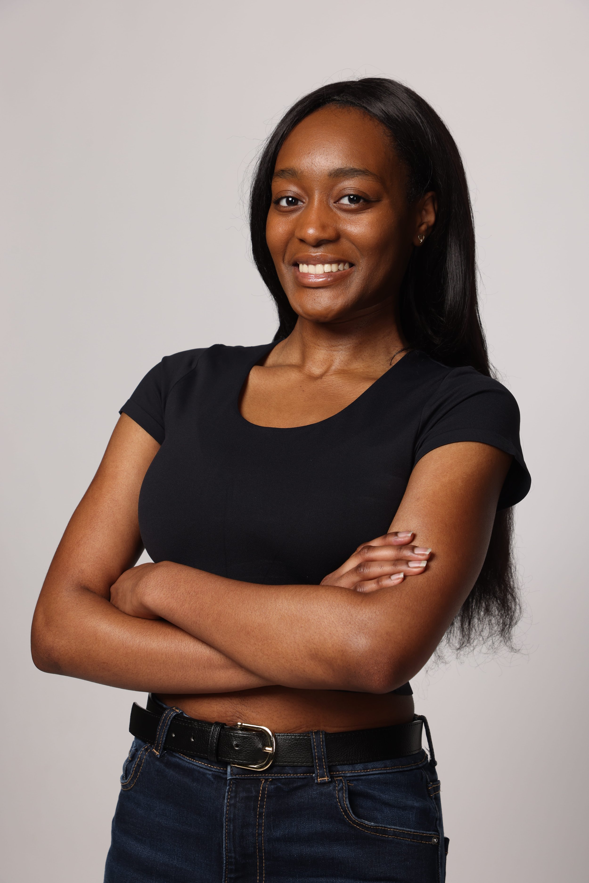 woman black tshirt black pants smiling6.jpg