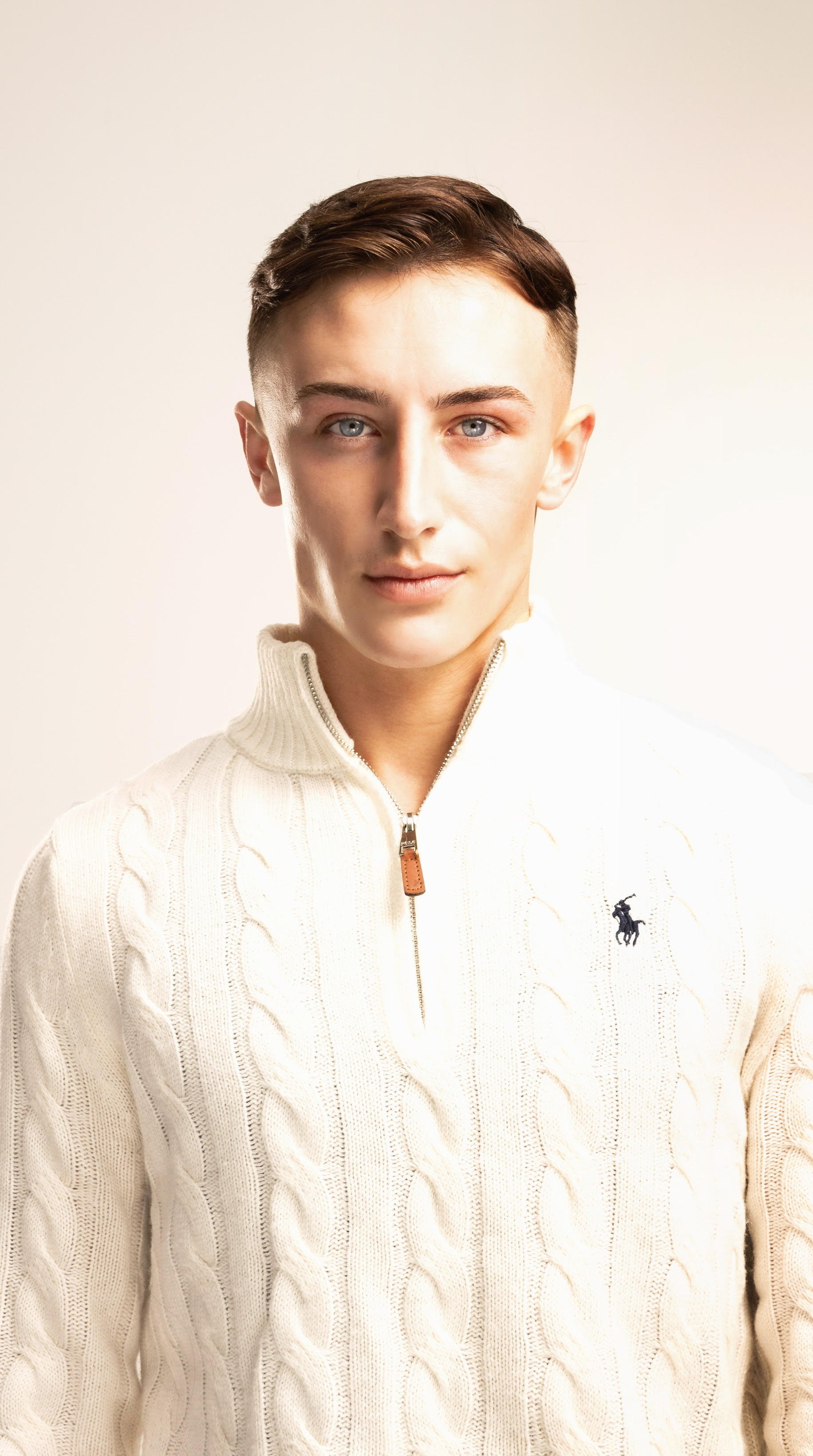 Jack Irish Male Model Posing in Studio  (1).jpg