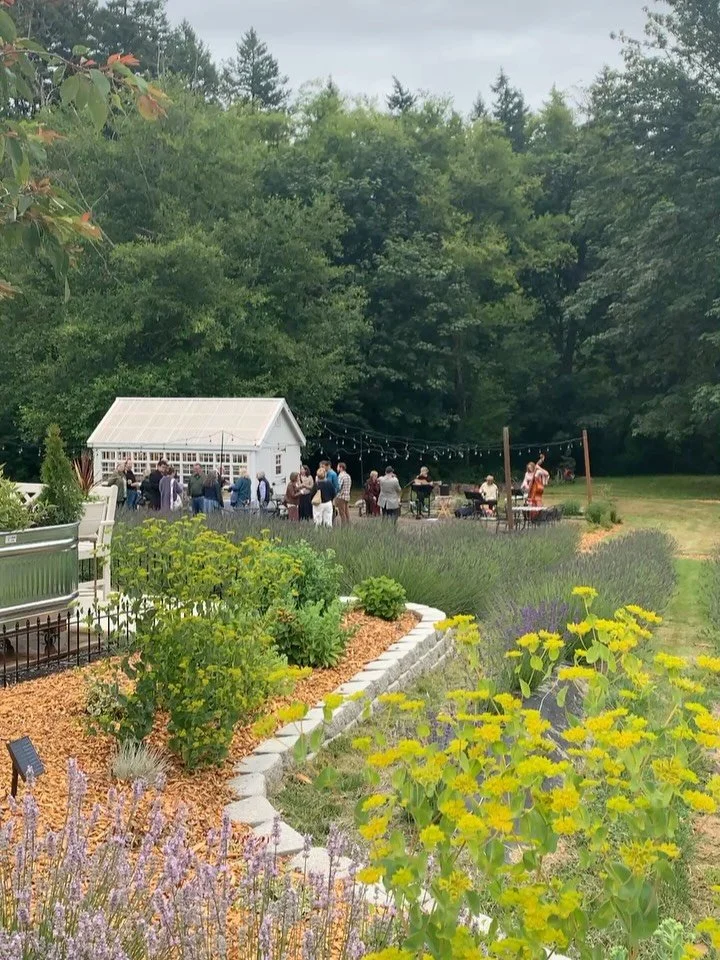 Farm to table isn&rsquo;t just a phrase it is a promise from us to you.  It&rsquo;s about honoring the land, the seasons and the local farmers. 

@restaurant_lola offers a seasonal, thoughtful menu and Bluetree welcomes you to the experience the land