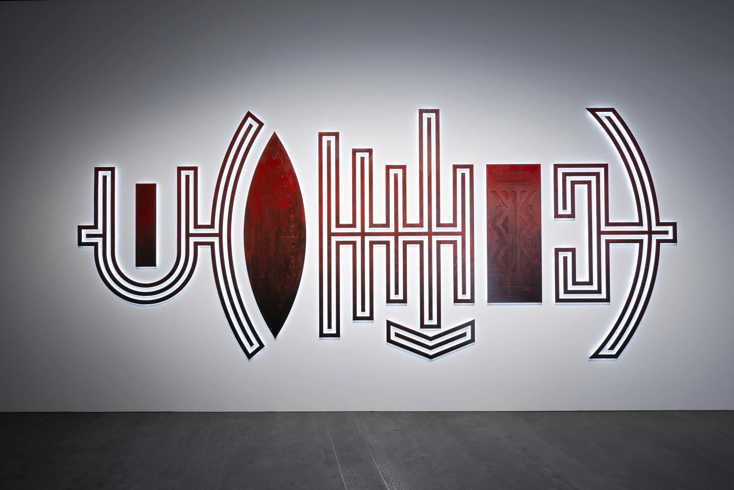 ILGARR (BLOOD) 2024, 11th Asia Pacific Triennial of Contemporary Art, Queensland Gallery of Modern Art, Brisbane FABRICATION + INSTALLATION FOR: Artist Darrell Sibosado MATERIALS: LED, aluminium, ply wood, acrylic paint