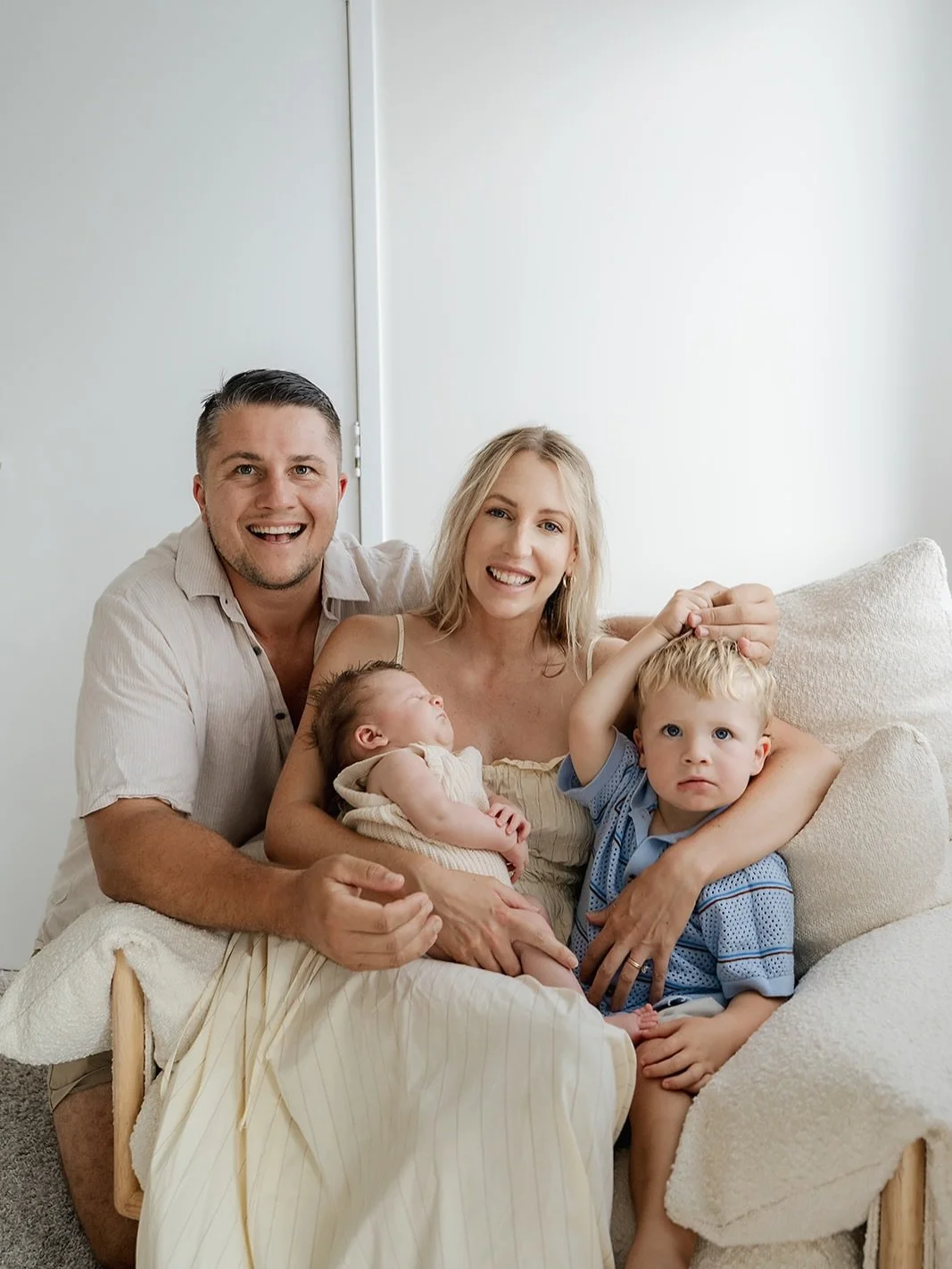 Obi just a few weeks old ✨ 

Somehow the amazing @jemmachanphotography pulled out some beautiful shots when I was 100% sure the baby was crying and Mac never stayed in one spot! So appreciated. 🫶🏽

#family #fertility #newborn #baby #postpartum