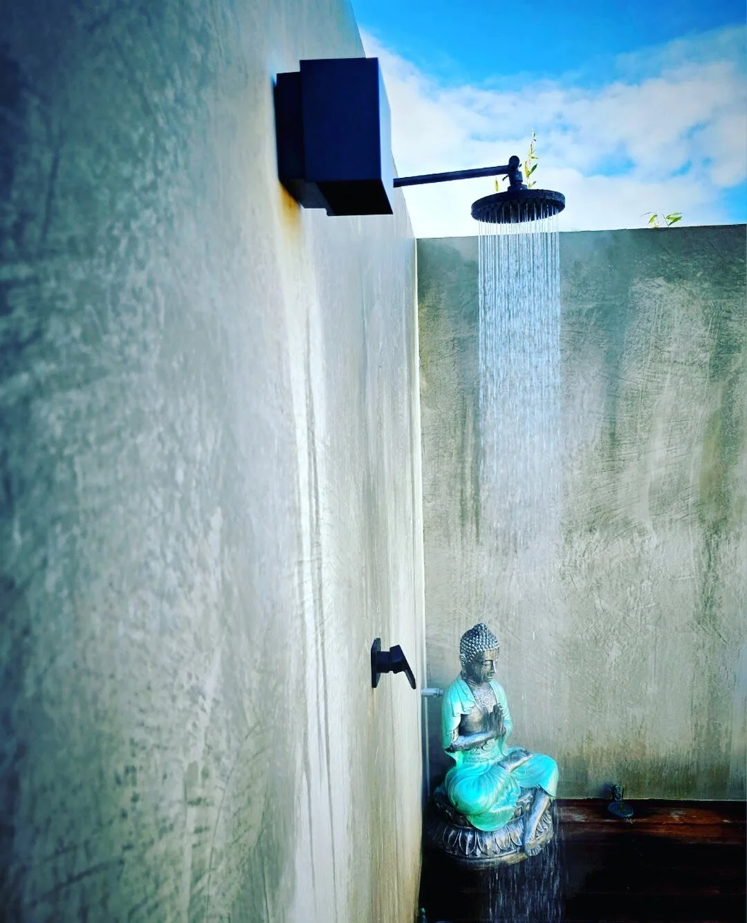 A few sessions still available for tomorrow! 🔥 🧊 🧘&zwj;♂️ 

Sport and workout recovery for your Sunday💪 

#hottubtherapy #contrasttherapy #sauna #morningmotivation #morningtonpeninsulabusiness #saunatime #fireandice #peninsulawellness #sportsreco