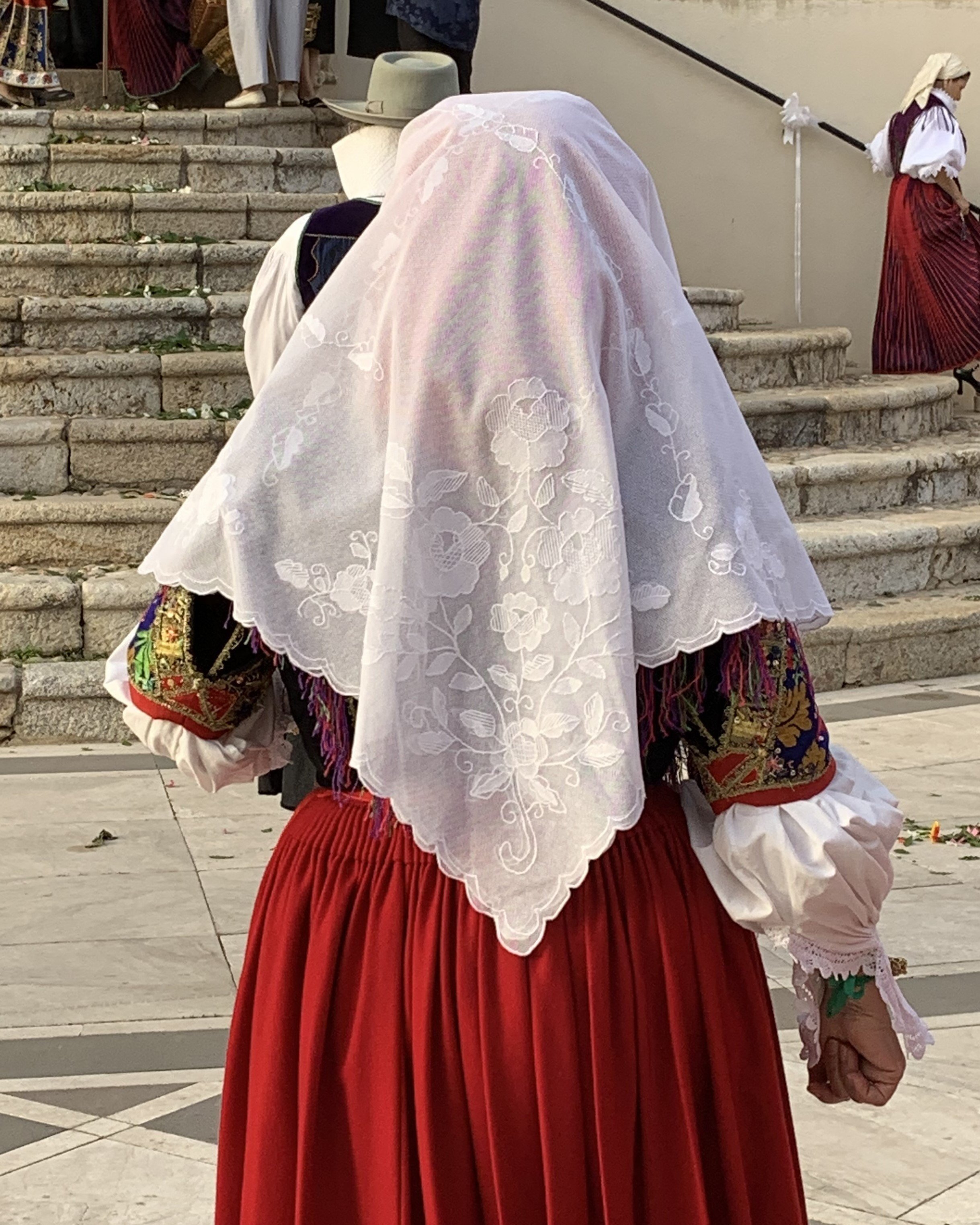 costumi sardi 2a.jpg