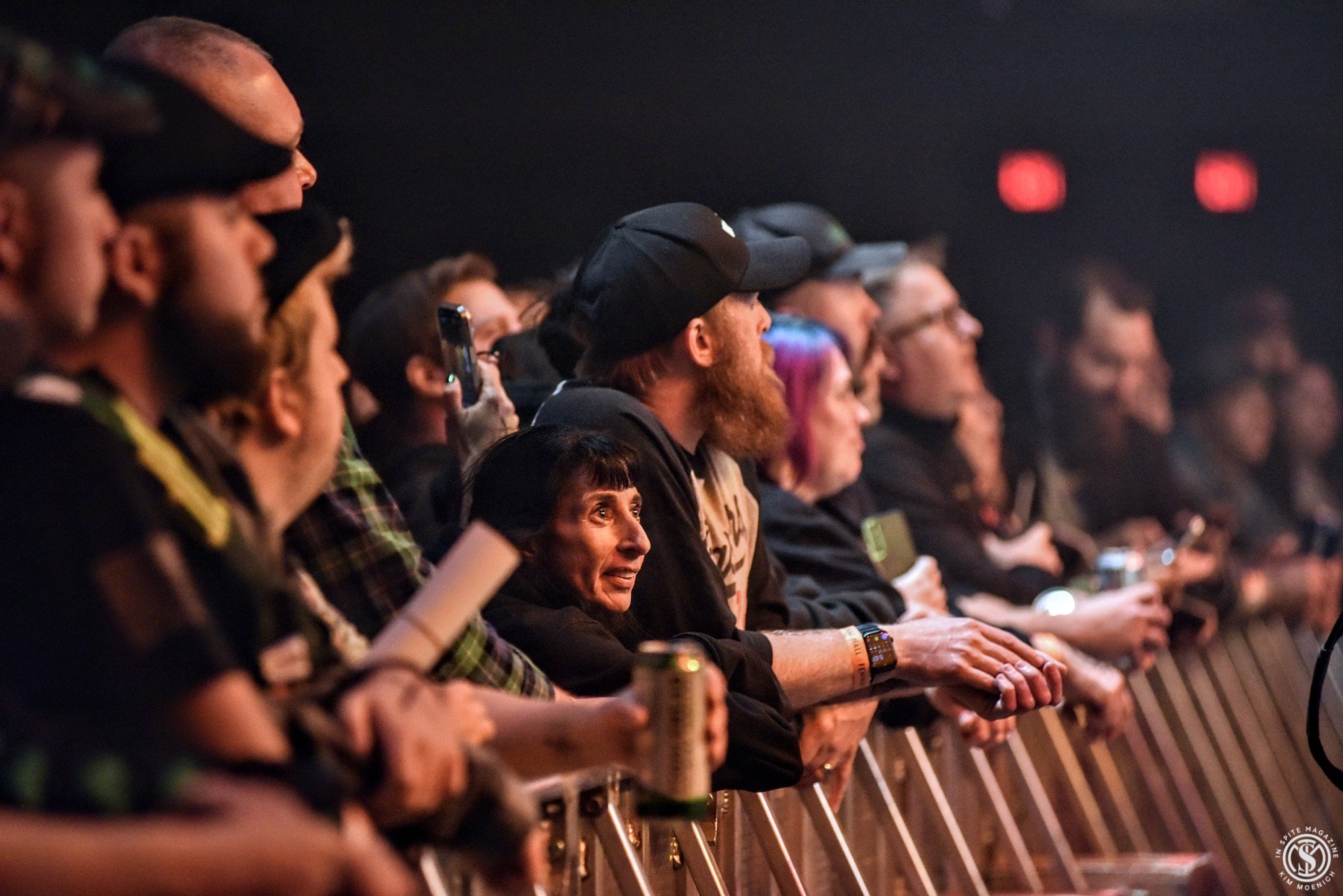 CROWD.jpeg