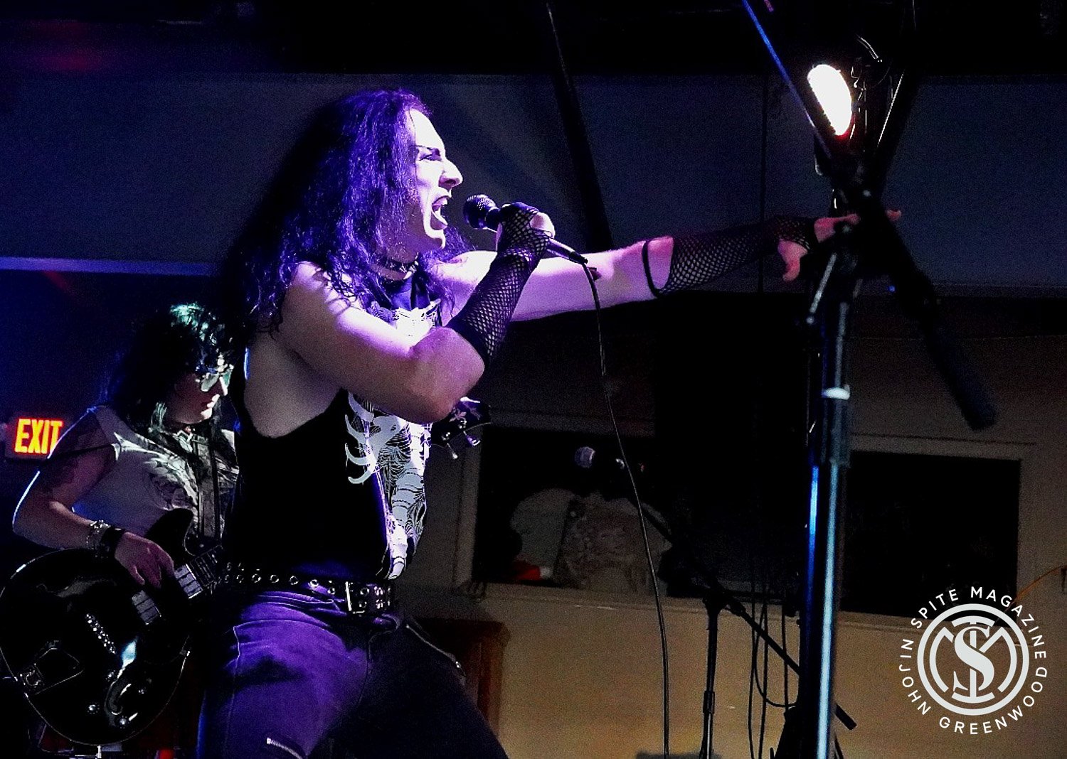 LEE STOCK-Two Smoking Stages!