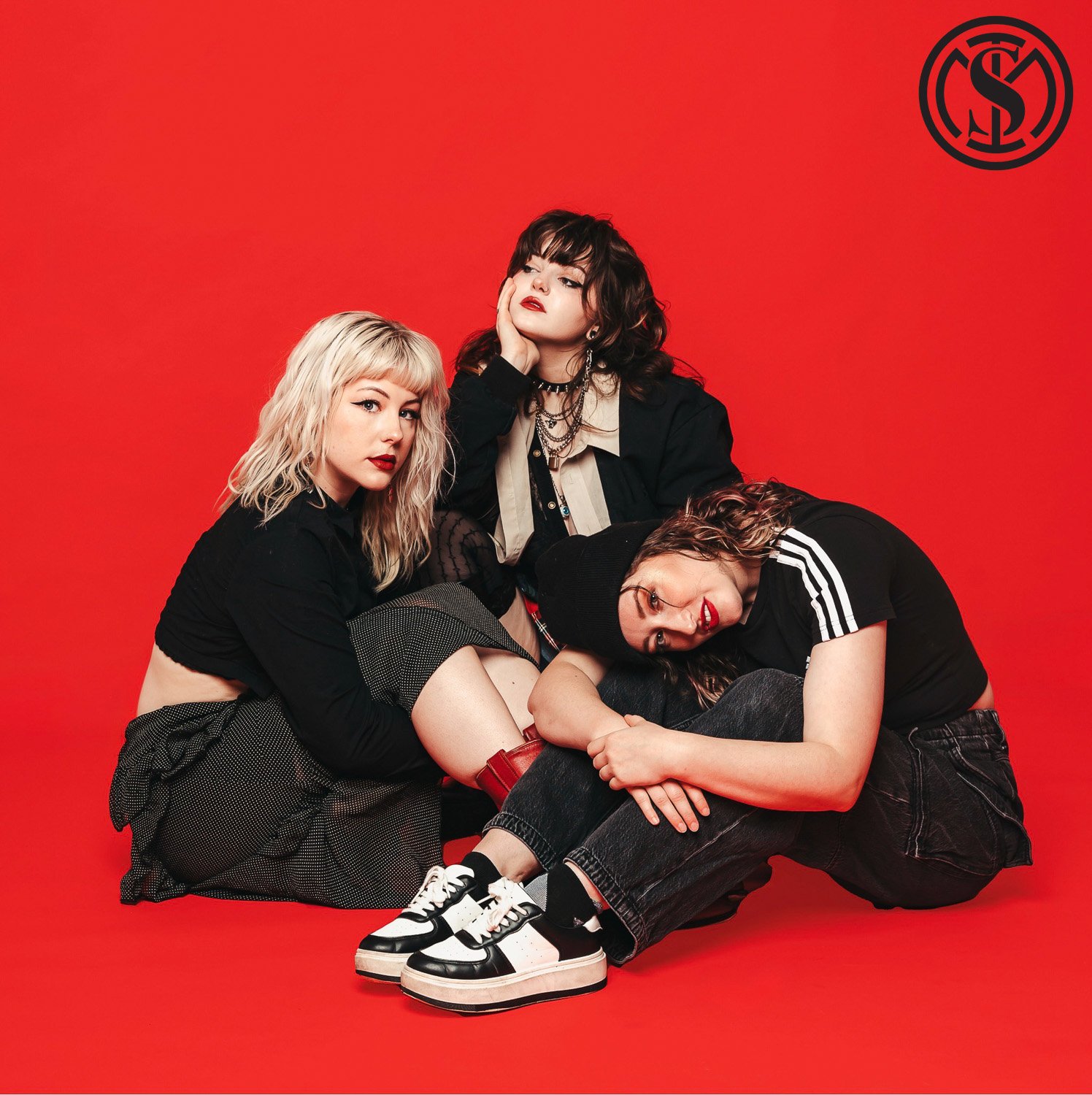 VIAL - photo Madeline Elli