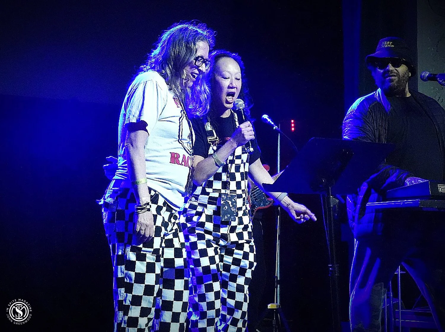 Fans doing Karoake at the Fishbone VIP Experience—all photos by John Greenwood
