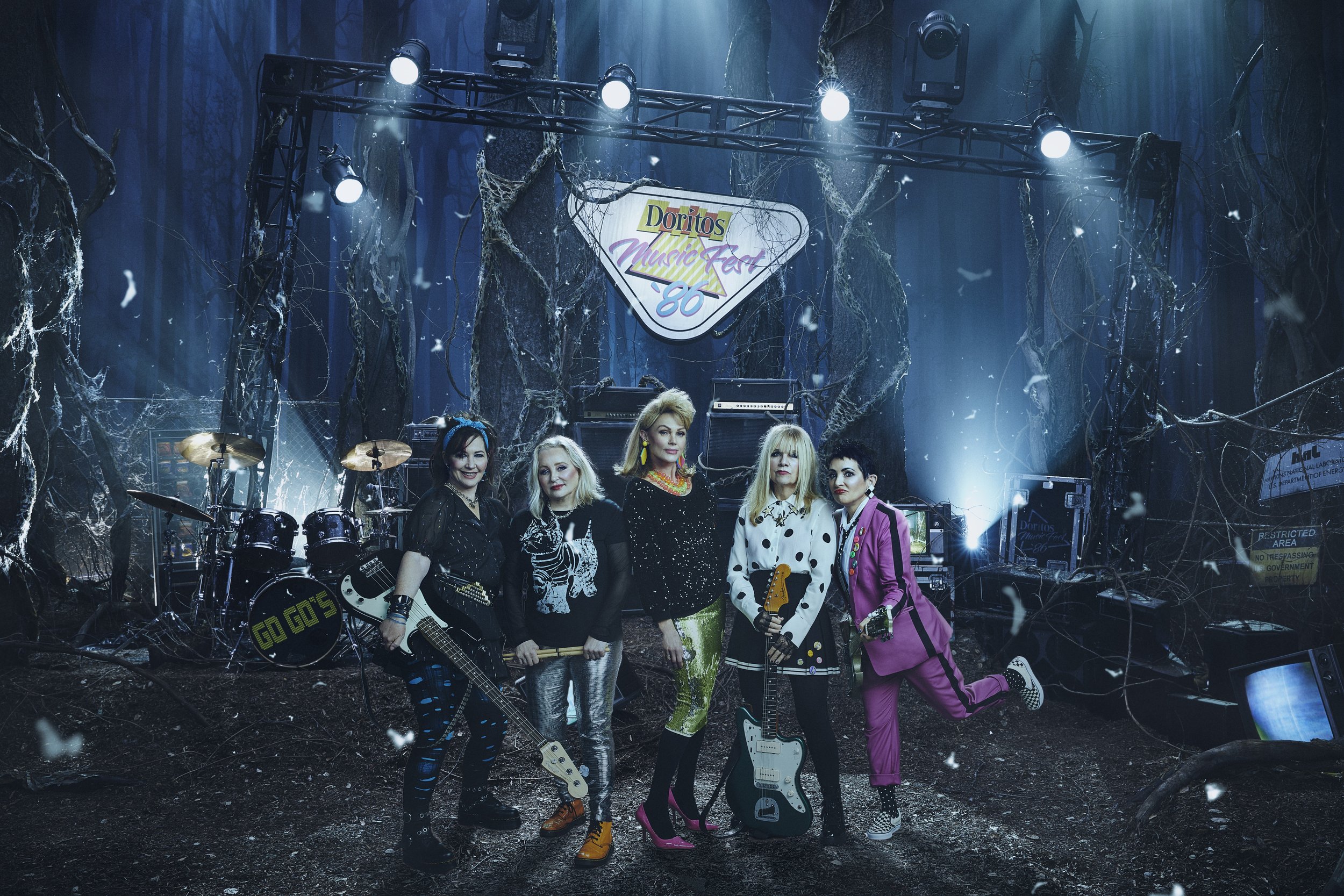 GOGOS_4929_5240 5_8 FINAL 1.jpg