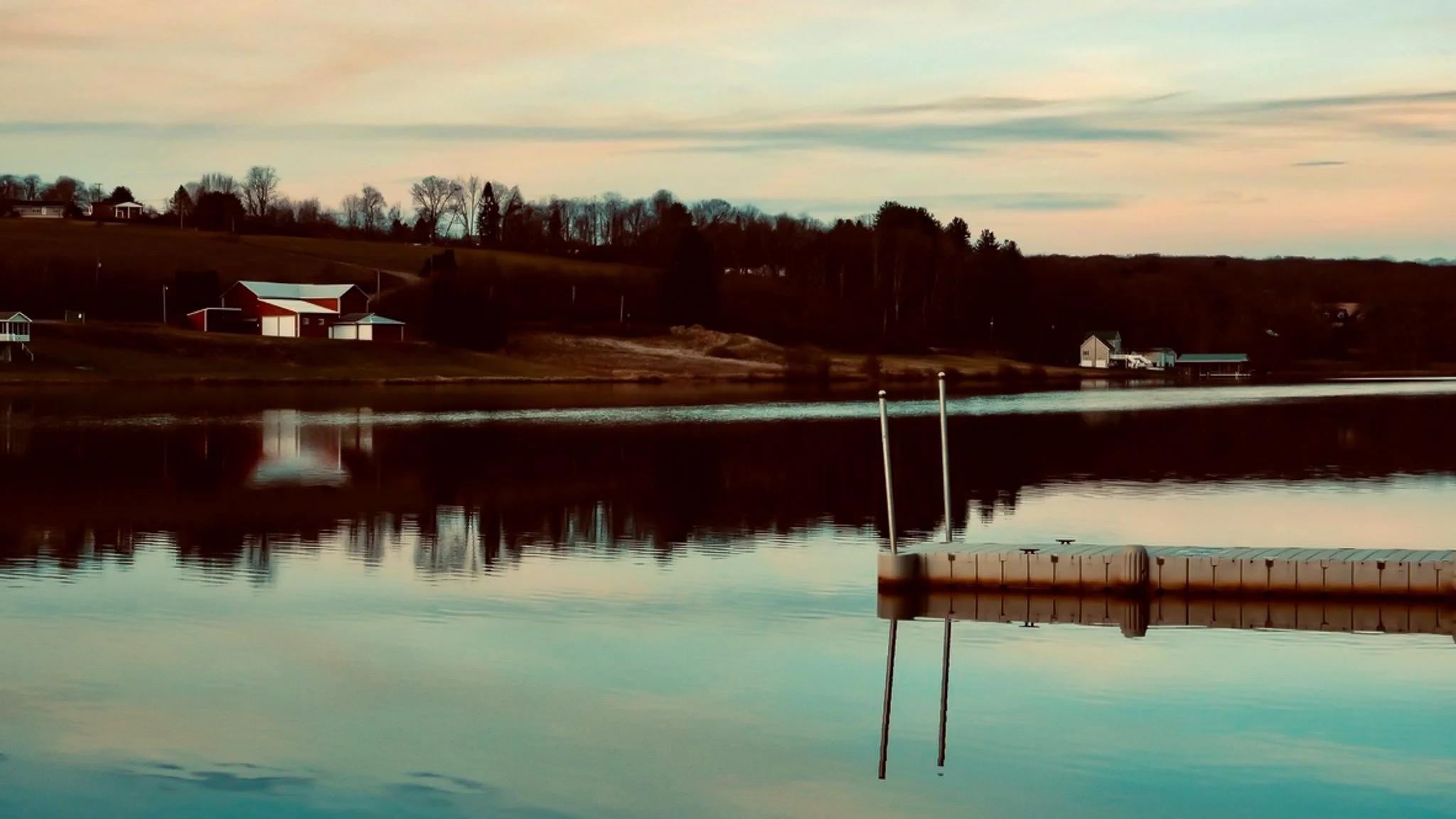east facing dock at lake shickshinny; fuji xt30ii, XF 18-55mm 2.8-4
