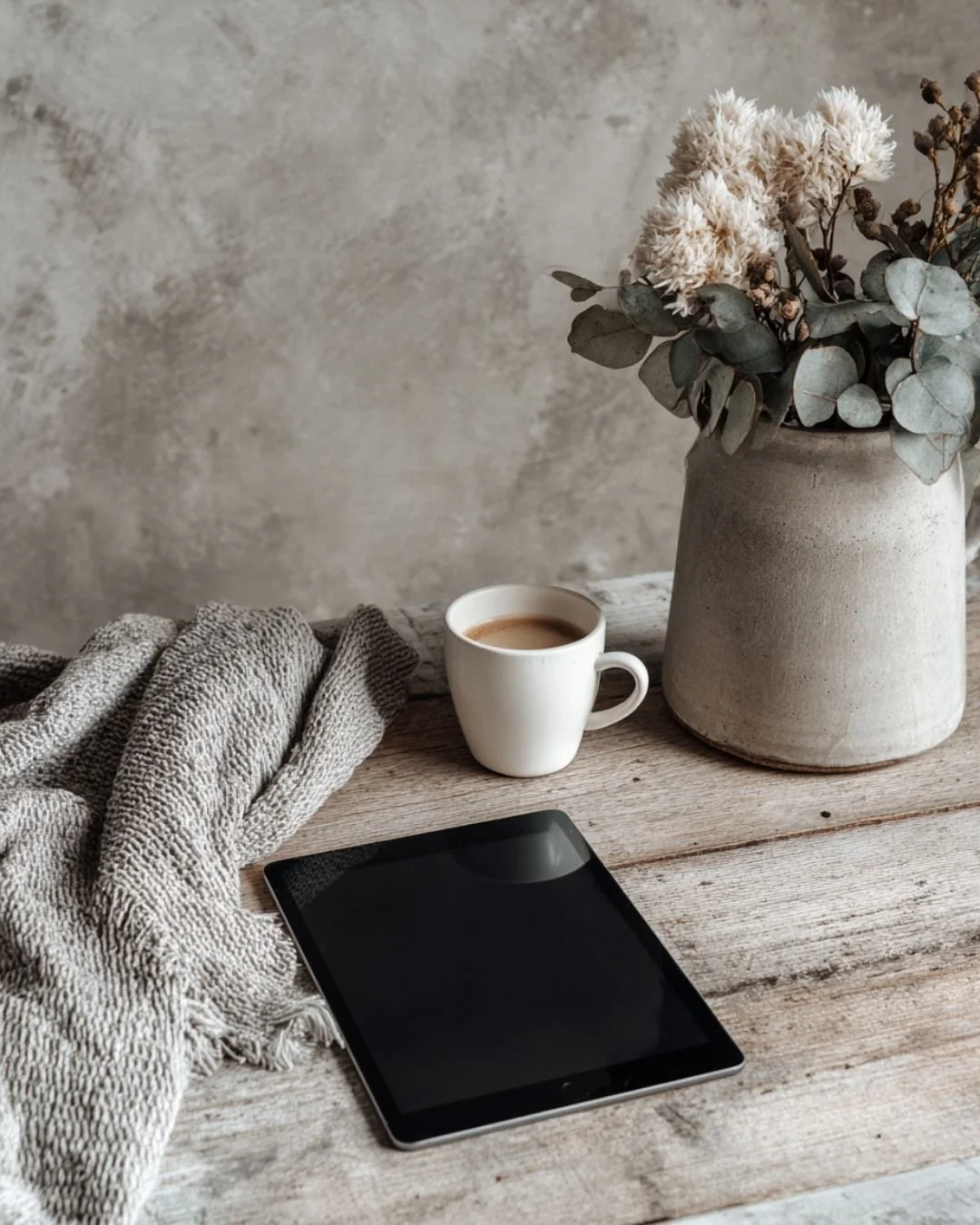 How Much Content Should You Put in an Online Course? Avoid Overwhelming Your Clients