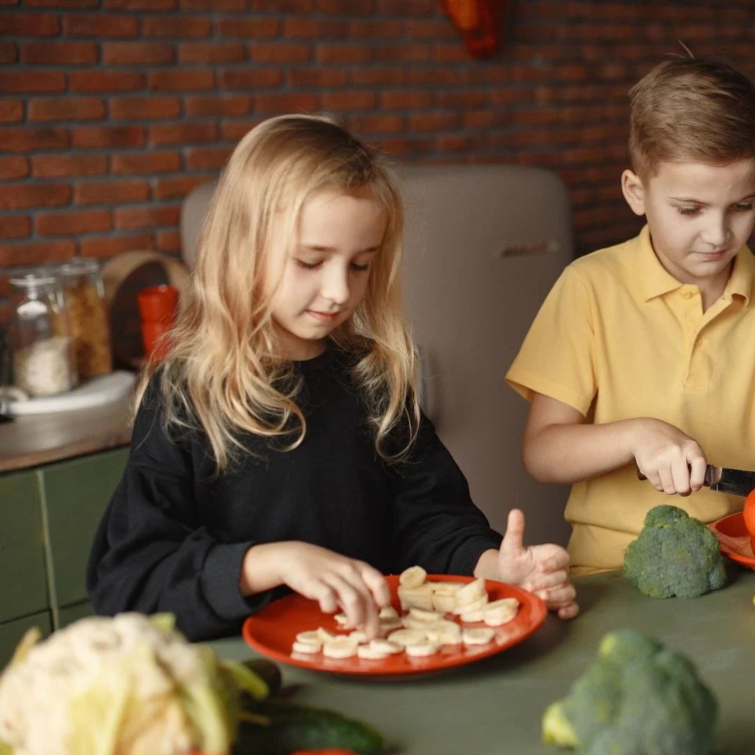 October Events Highlights: Food &amp; Kids
Whether you&rsquo;re browsing vibrant farmers markets, sharing a hearty dinner, or joining the kids for Halloween crafts and storytime in the park, Mill Valley and Marin serves up plenty of ways to eat well,
