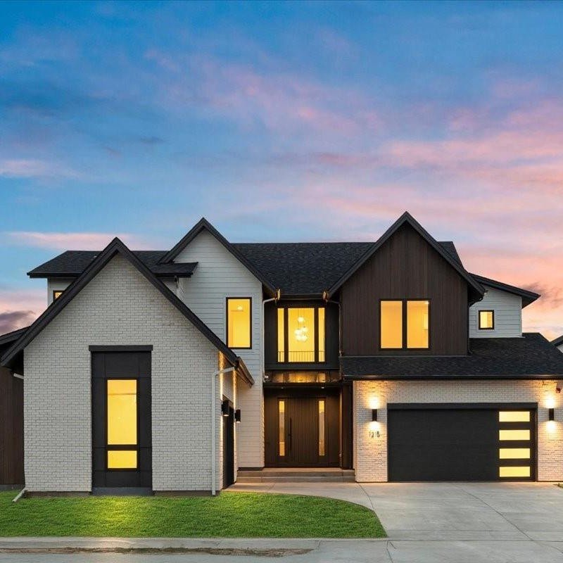 Would You Live Here?🏡💰 Discover refined Colorado living at 14484 Anvil Way, Golden, CO 80403, a beautifully crafted mountain retreat offering space, privacy, and breathtaking natural surroundings just minutes from the heart of Golden. Listed by an 