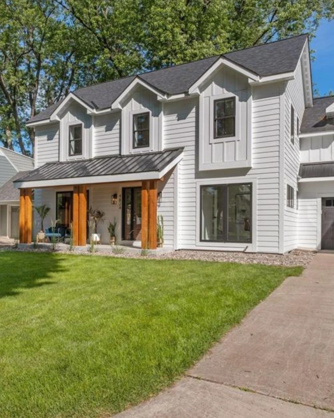 Would You Live Here?🏡💰 This completely rebuilt residence in St. Louis Park&rsquo;s sought-after Minikahda Vista offers 2,673 sq ft of meticulously designed space, a sleek kitchen with professional-grade appliances, and a fabulous sunroom, all in a 