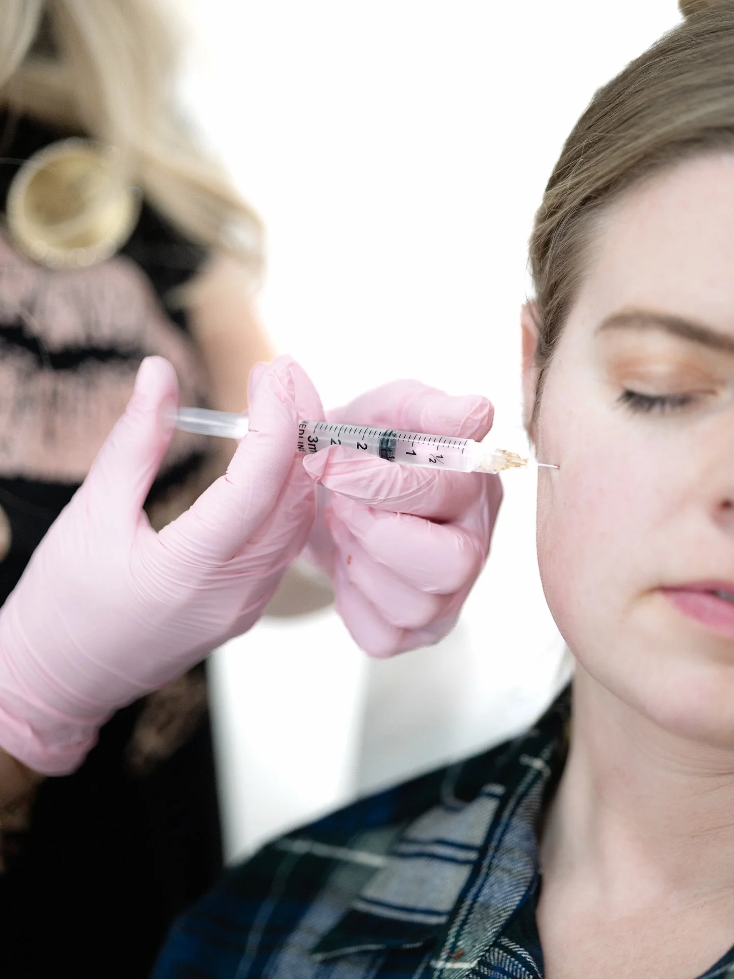 Collagen loss is a natural part of aging&mdash;but rebuilding it is possible. ✨ 
 
At Luxus Aesthetics, we offer Sculptra, an FDA-approved injectable made with poly-L-lactic acid that works gradually to stimulate your body&rsquo;s own collagen produc