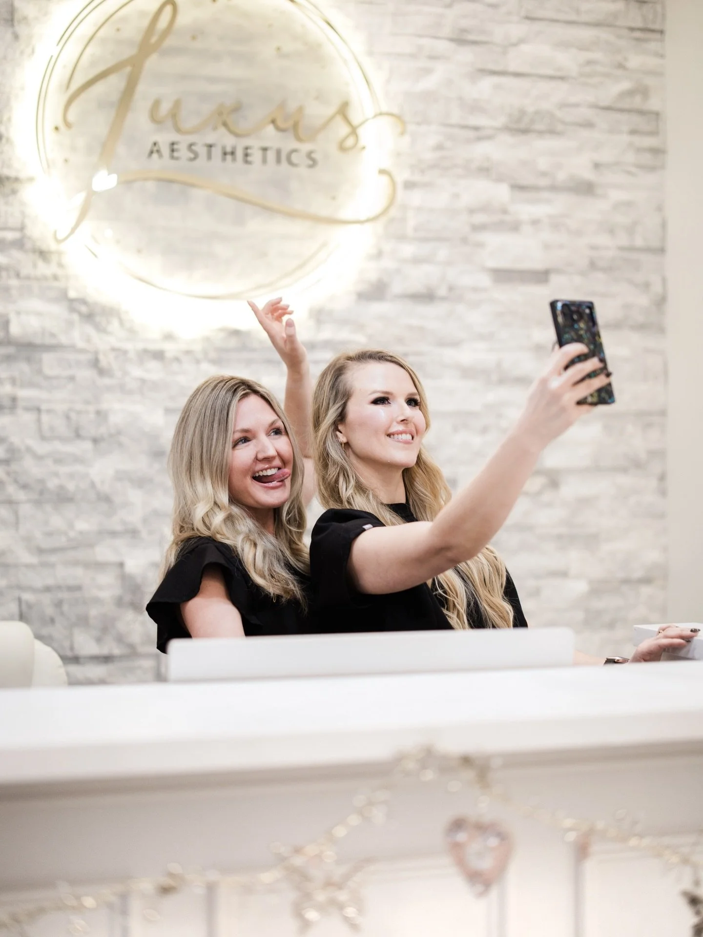 It&rsquo;s almost time for a busy weekend of appointments with Laura Bodine, NP here in Happy Valley, OR! 📍🗓️

There are still a few appointments available with Injector, and Nurse Practitioner Laura Bodine coming up this weekend! Book your aesthet