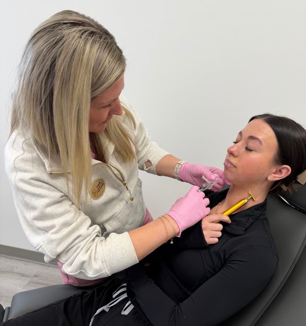 Laura NP will be in Happy Valley in 2 short weeks! Get your appointments scheduled now. 

May 15th-18th now open for booking. 

See you soon Happy Valley🩷🩷🩷

#aesthetics #lipfillers #botox #happyvalleymoms #rejuvenation @luxus.by.lauranp @luxus.ae