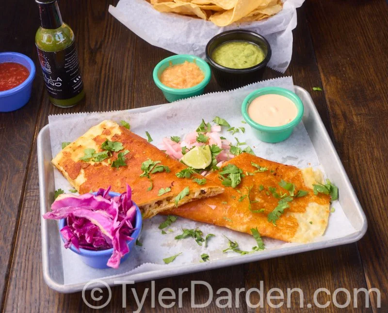 0514EnSuBoca_CajunShrimpQuesadilla046_800px.jpg