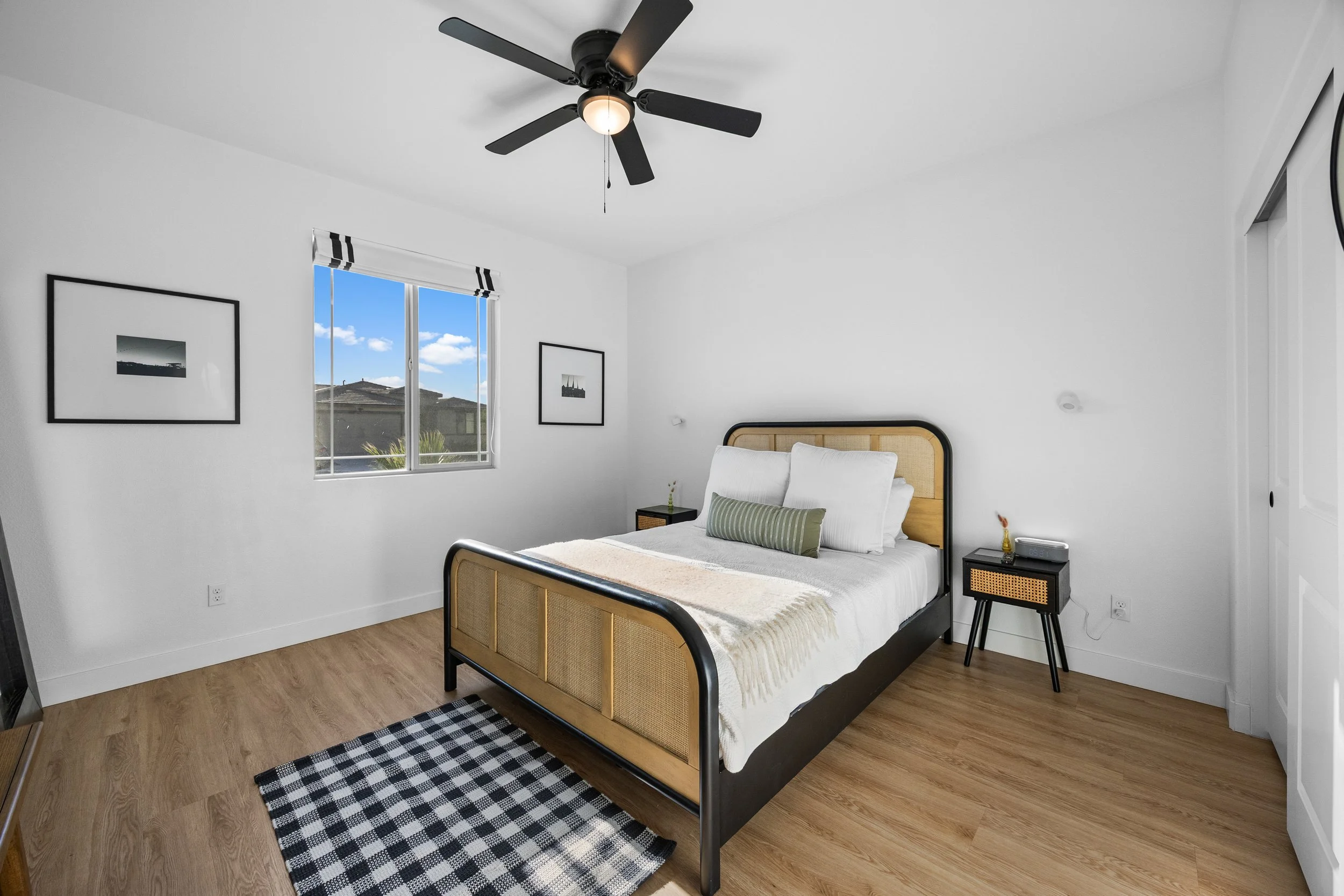 G1-Bedroom3.JPG