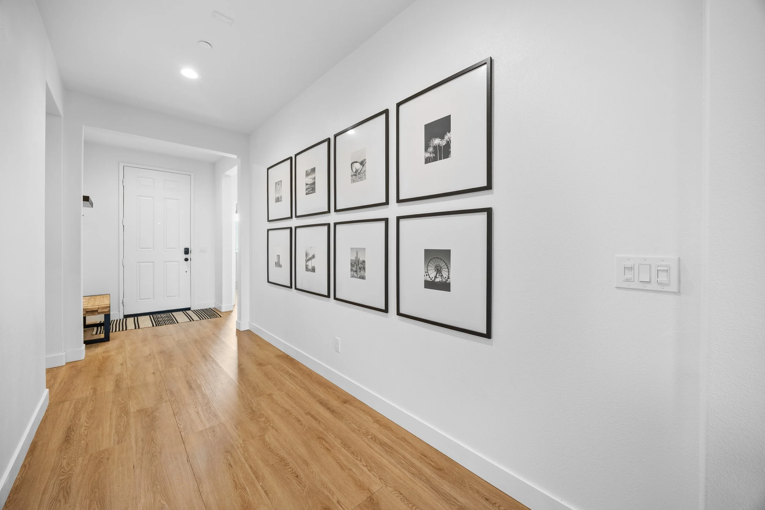 E1-Hallway.JPG