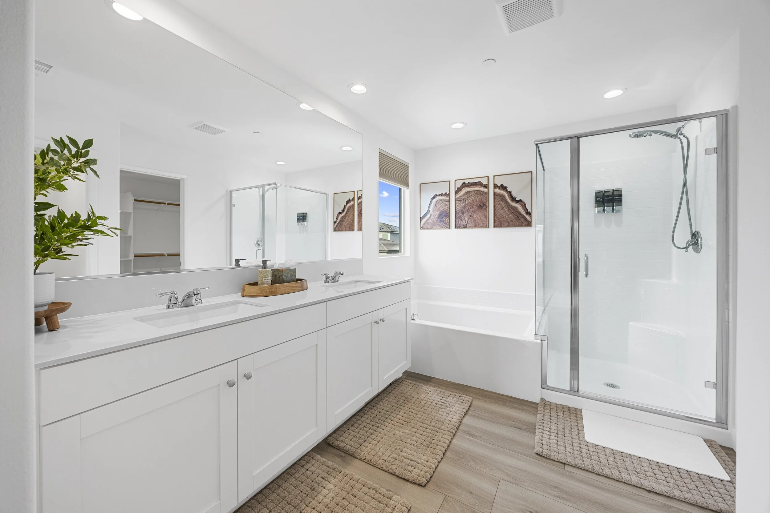 F3-MasterBedroom.jpg