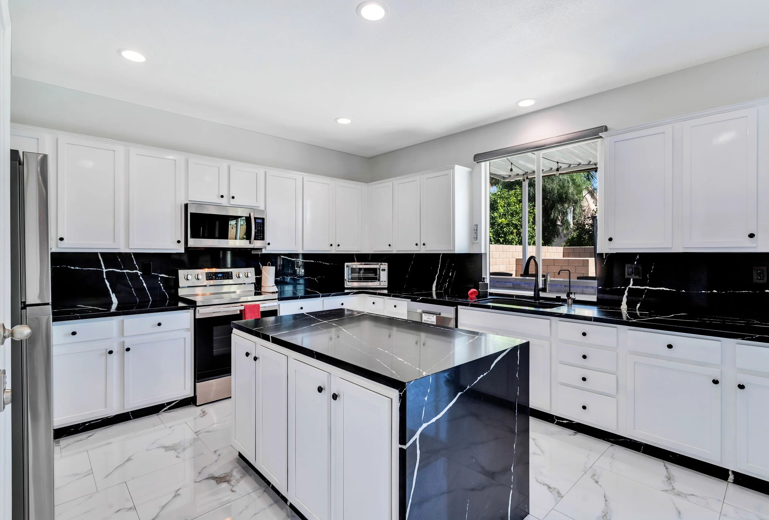 E2 - Kitchen appliances and countertops.jpg