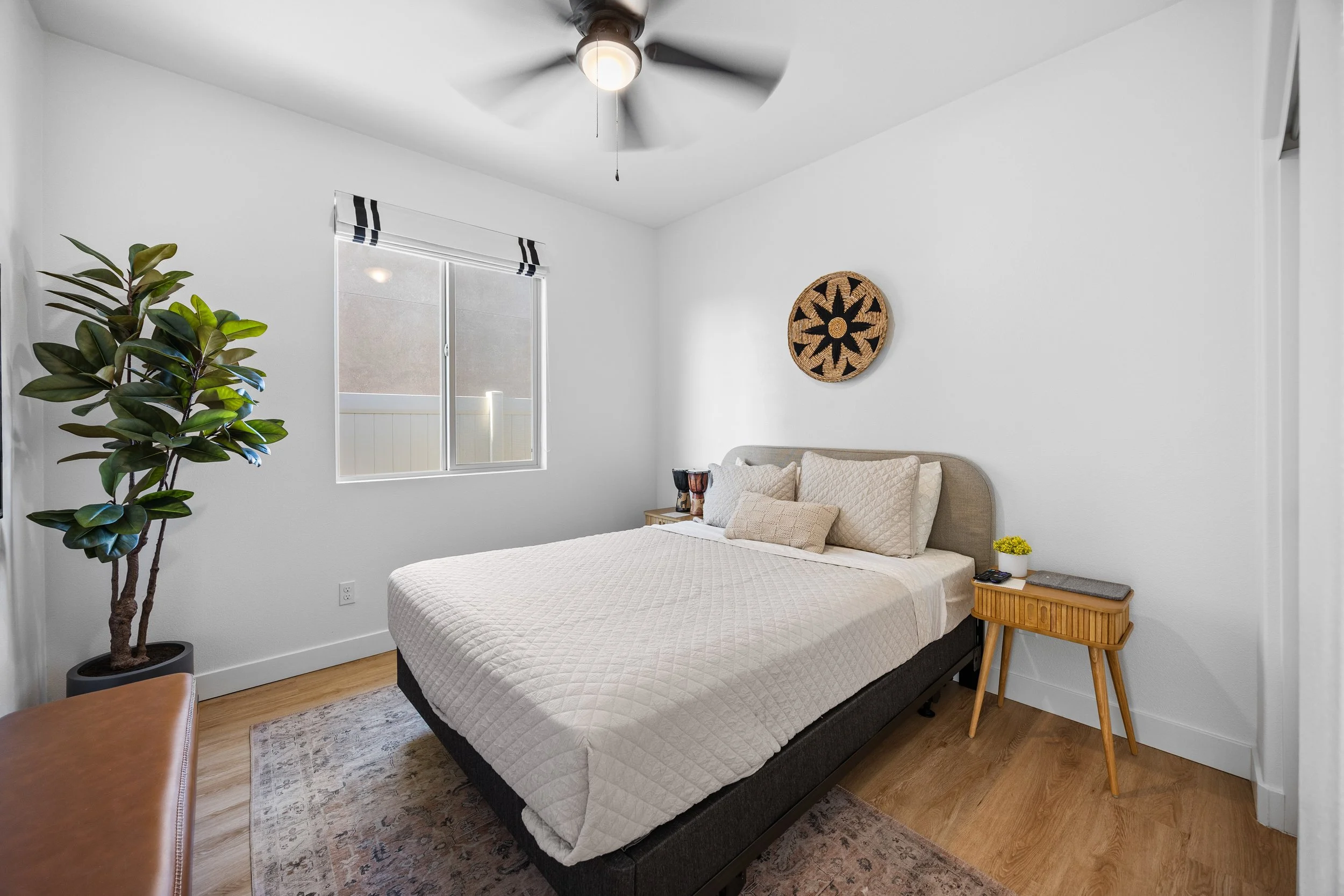 H1-Bedroom4.JPG