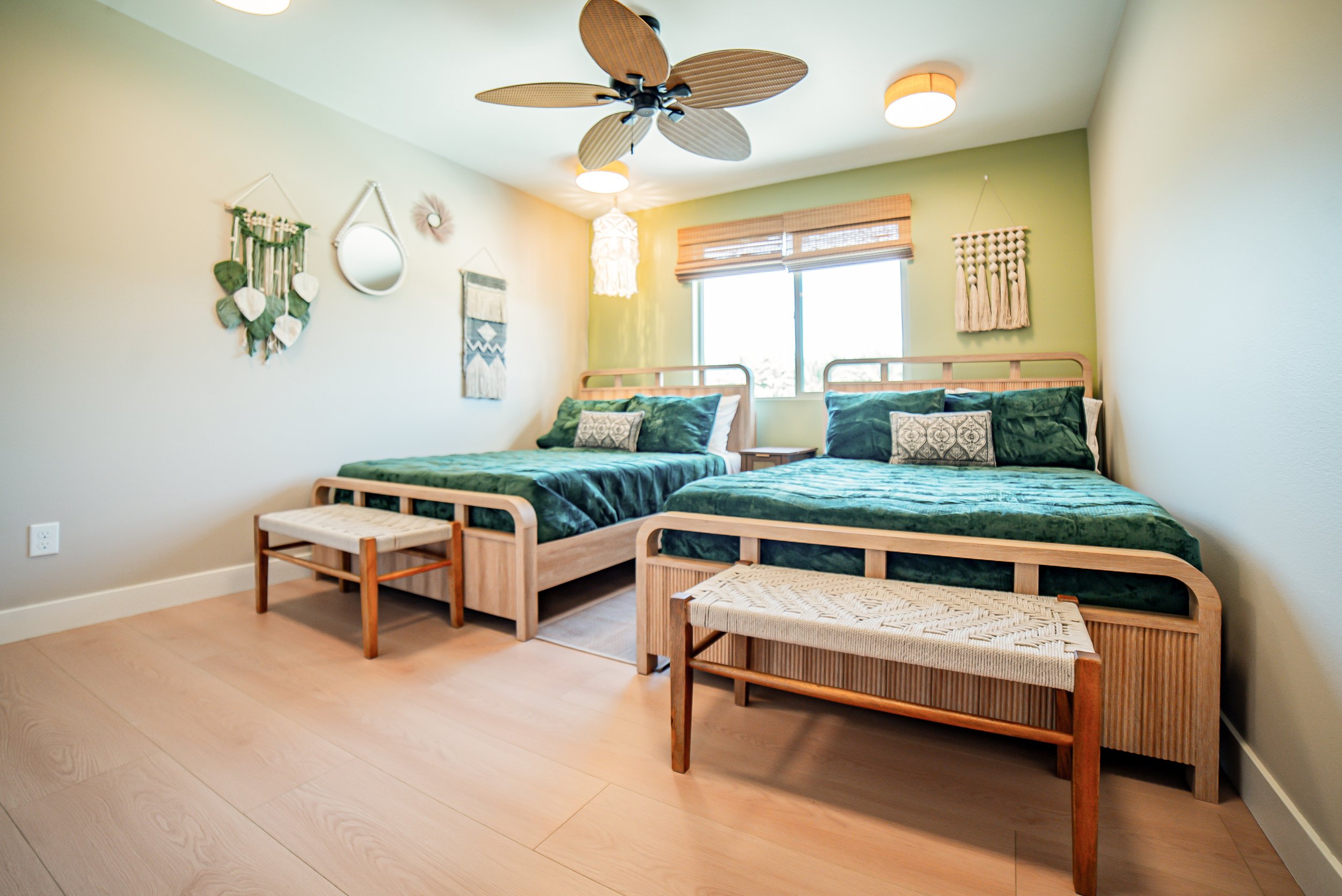 I1-TwoFullBeds.jpg