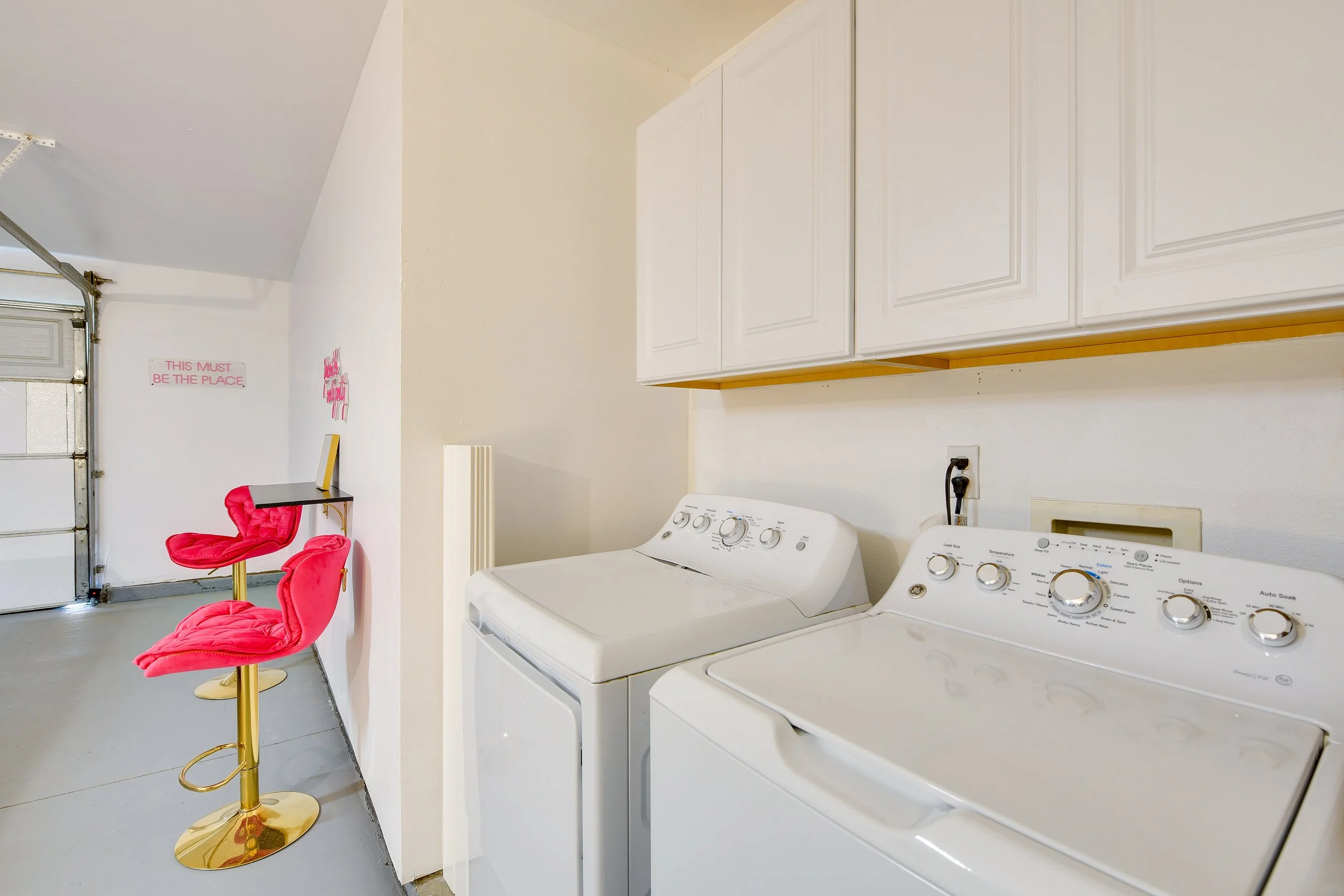 H3-Laundry Room with Washer & Dryer.jpg