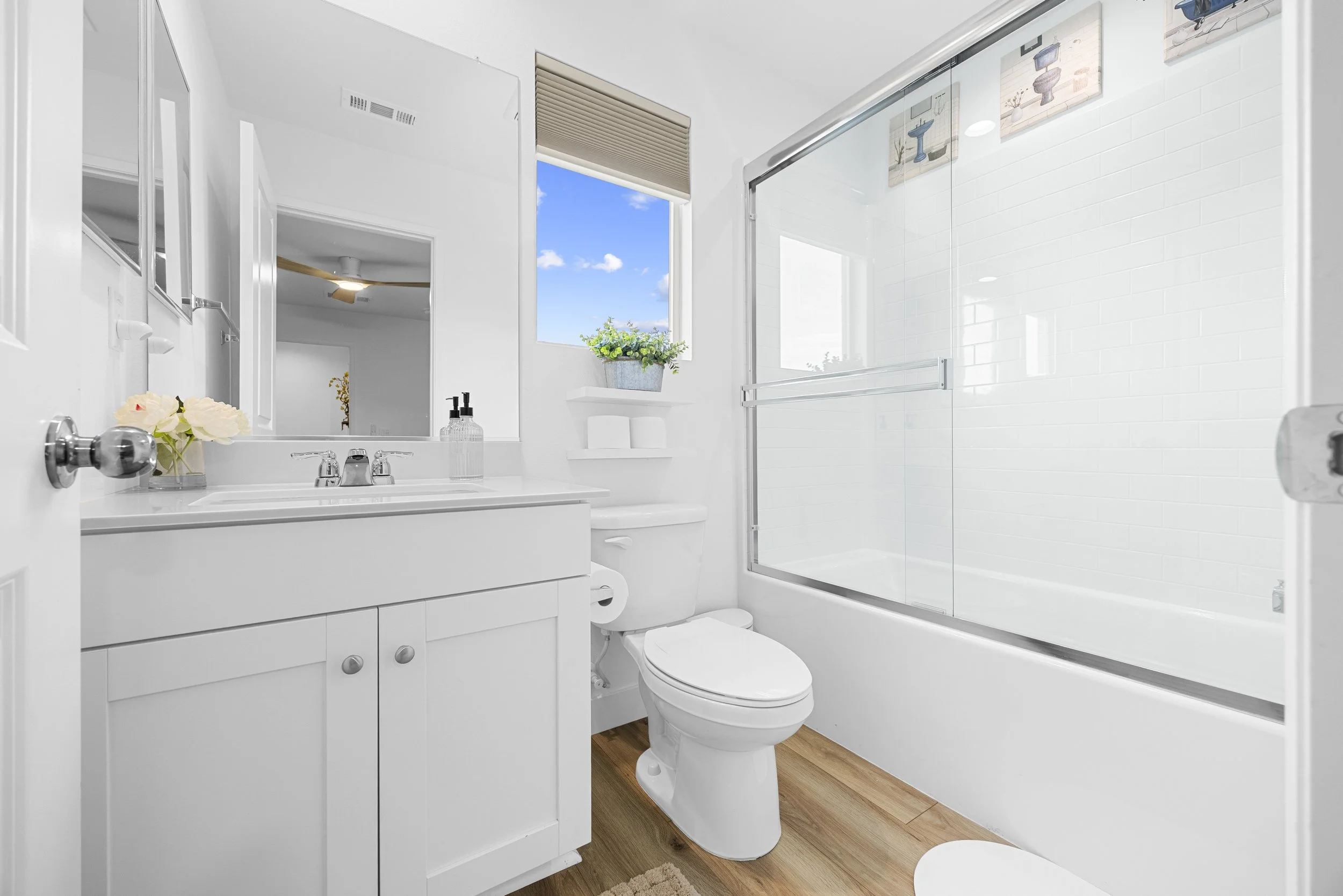 J2-MiniMasterBathroom.jpg